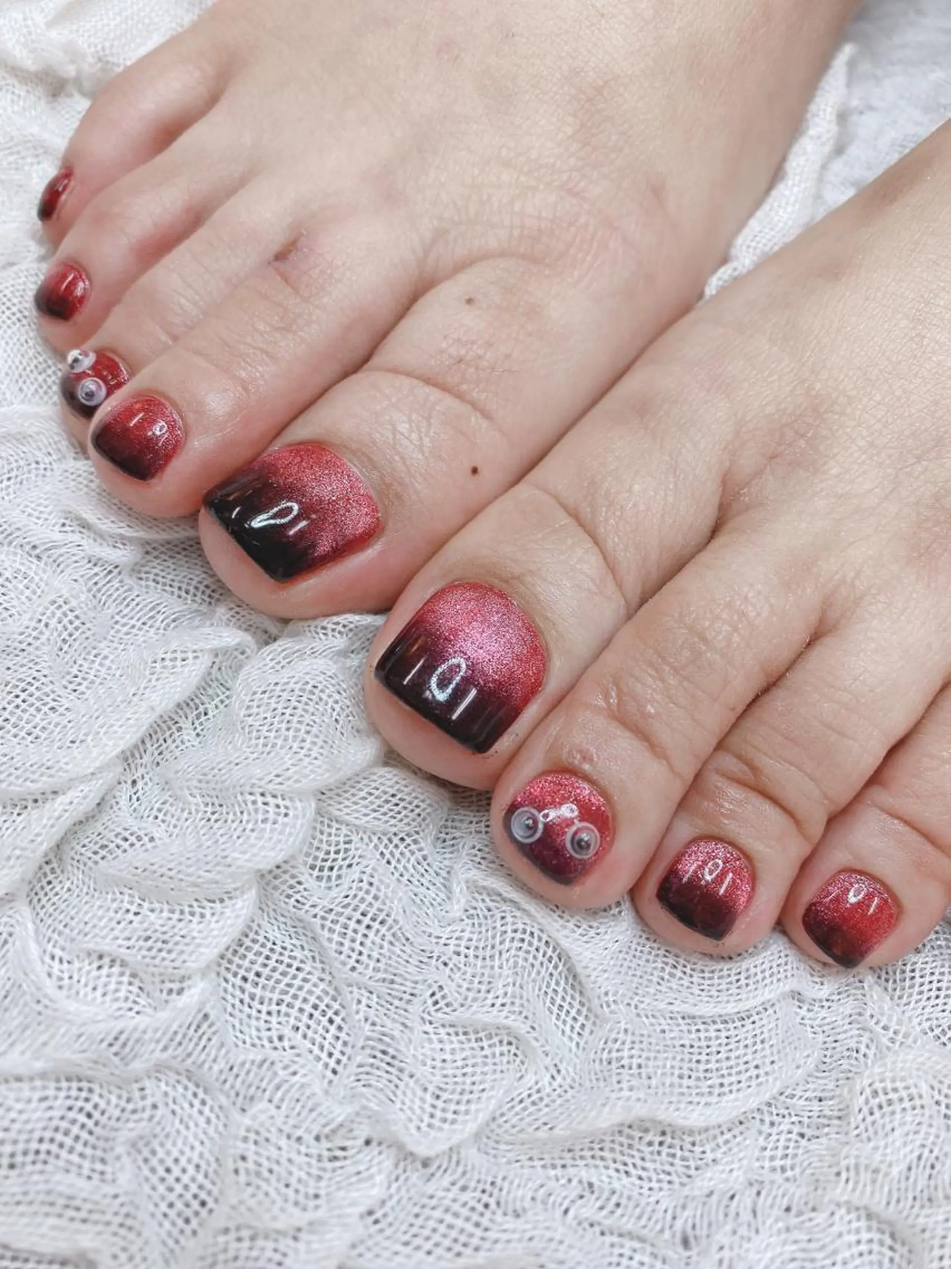 ネイル ハロウィン マグネットネイル 石原 夕華のネイルデザイン