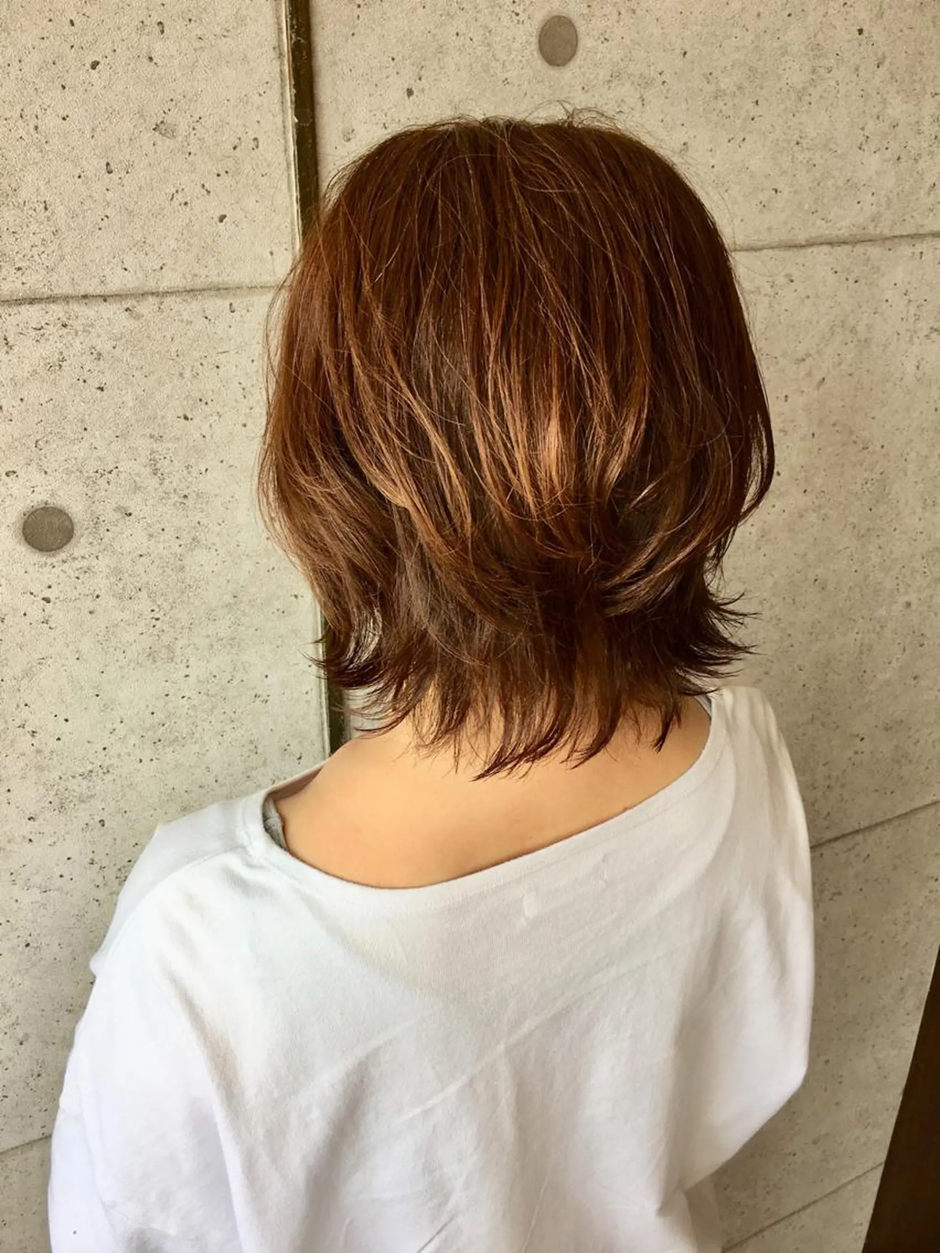 ショート 足立 磨咲のヘアスタイル