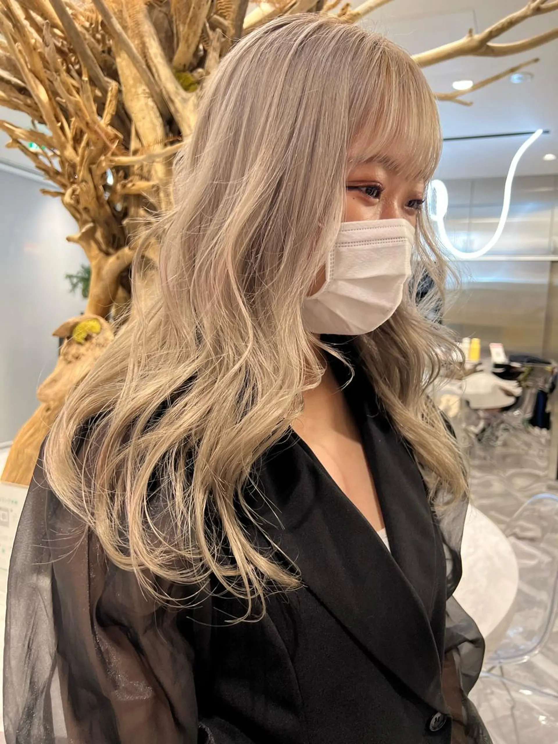 ロング カラー ヘアアレンジ ブリーチ ヘアカラー mai🤍縮毛酸性ス トレート/アイリストのヘアスタイル