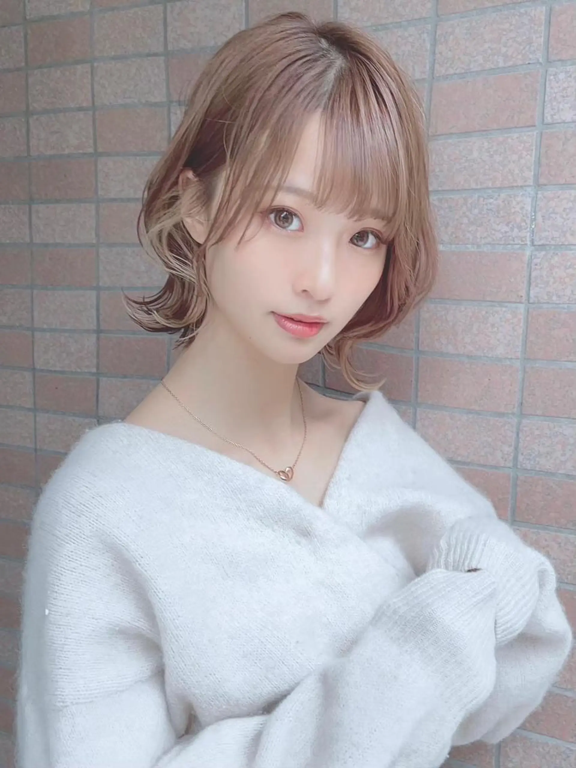 カラー ミディアム ヘアアレンジ パーマ 公式 Ease by amble luxeのヘアスタイル