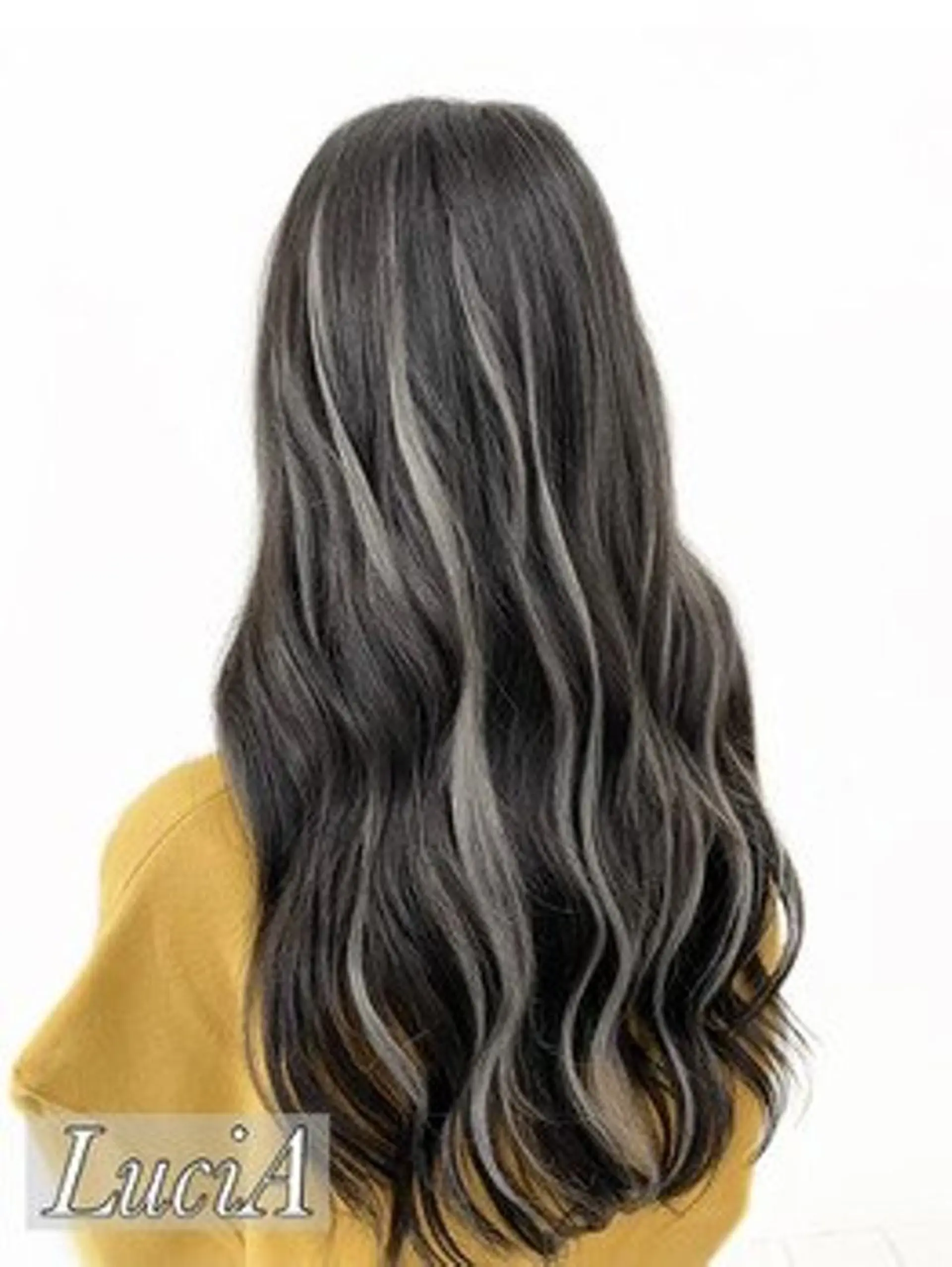 ロング カラー エクステ エクステ LuciA\5900のヘアスタイル