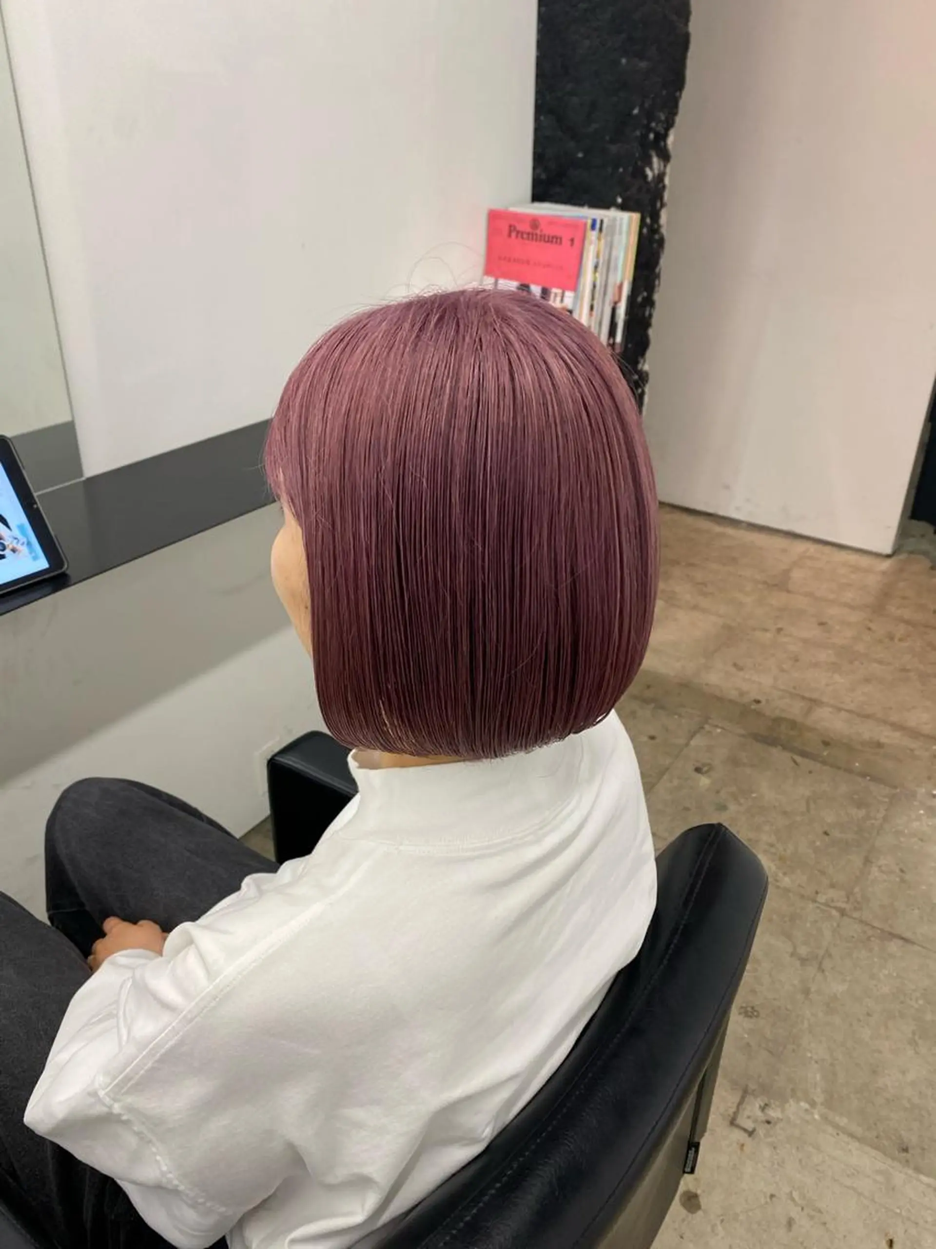 ショート カット ヘアカラー Kro ハイトーン×ブリーチのヘアスタイル