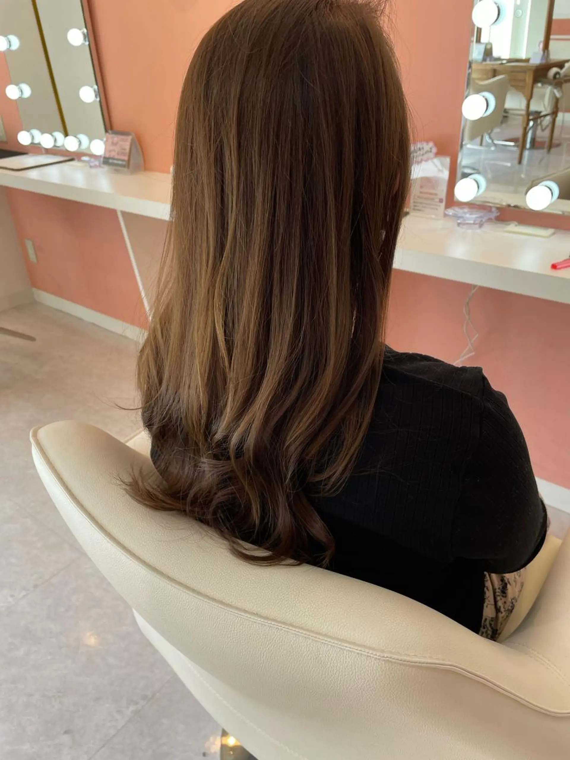 ロング カラー ブラウンカラー ヘアカラー 和田 真依のヘアスタイル