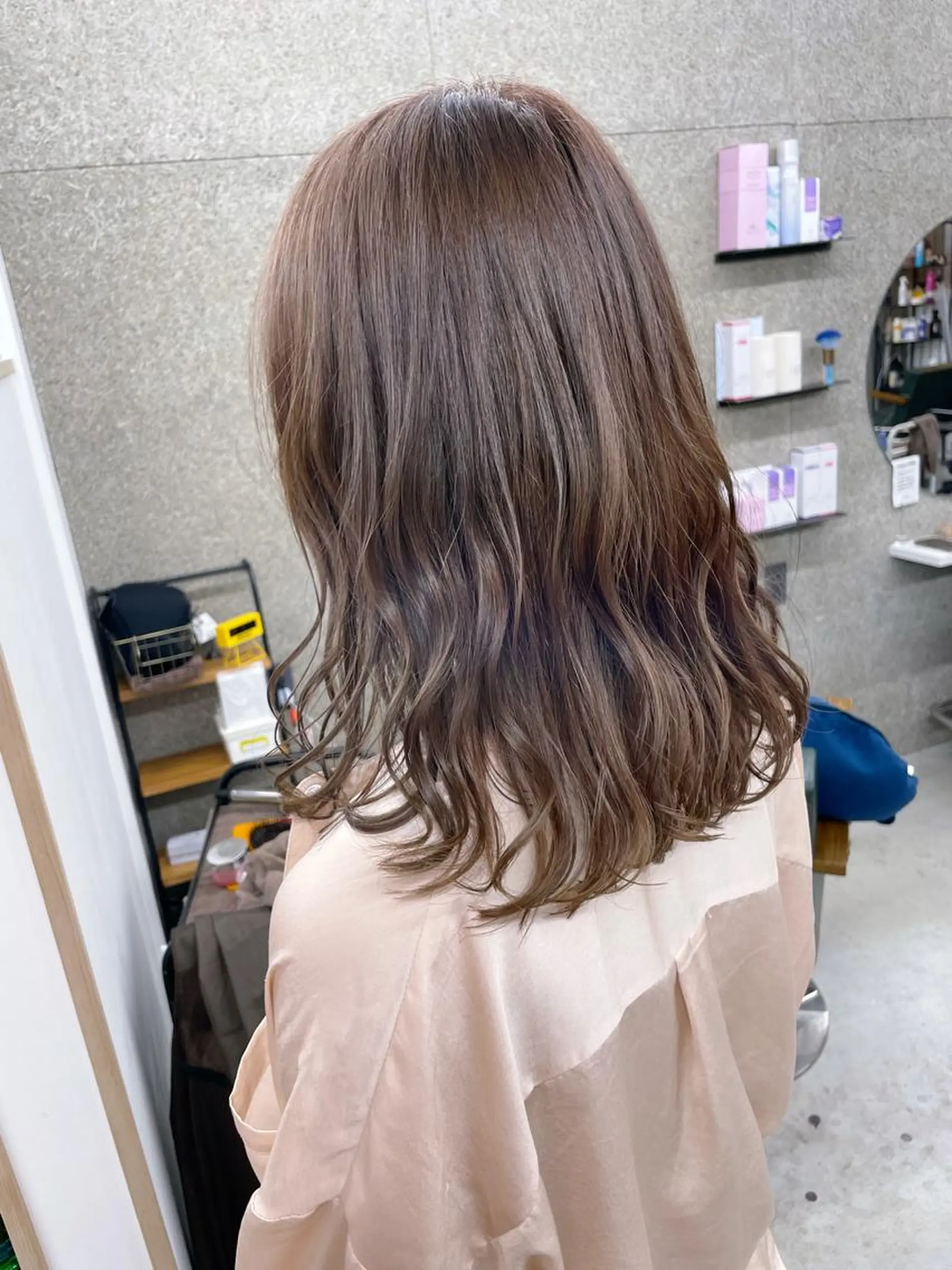 ミディアム カラー Merci メルシー 福岡、今泉のヘアスタイル