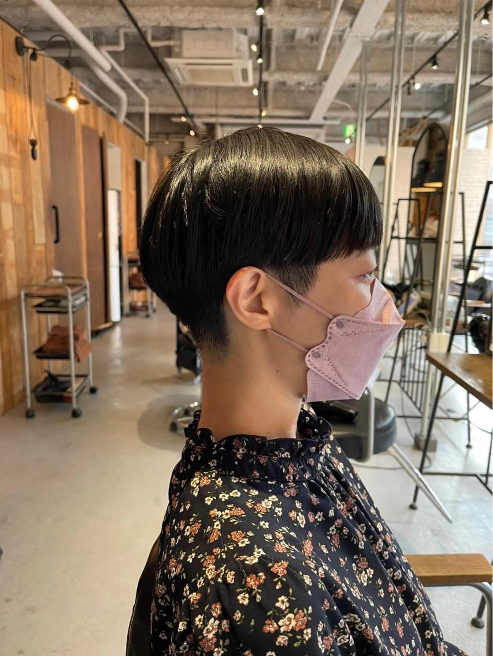 ショート カット 髪質改善＆ハイトーンカラー Cica神戸三宮元町店所属・福田 美波のヘアスタイル