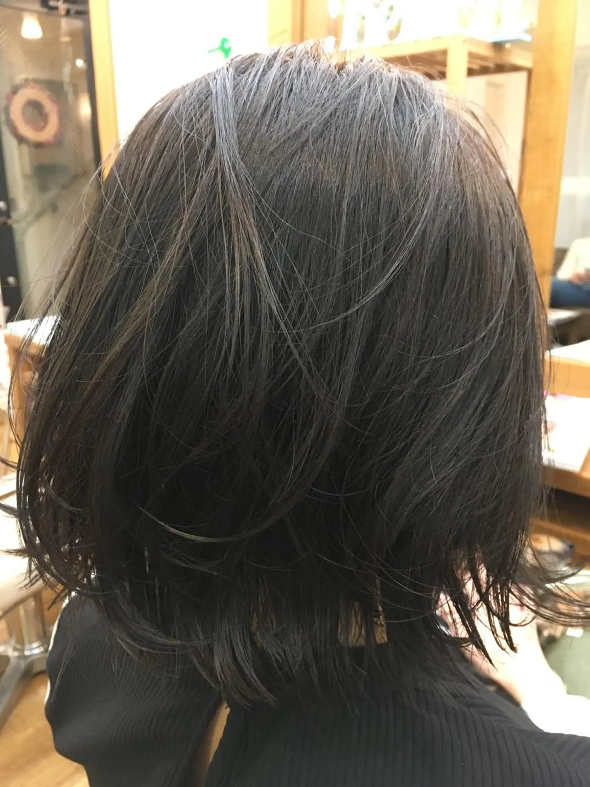 ショート カラー ボブ 外ハネヘア 新宿/美髪矯正 髪質改善/韓国風山本のヘアスタイル