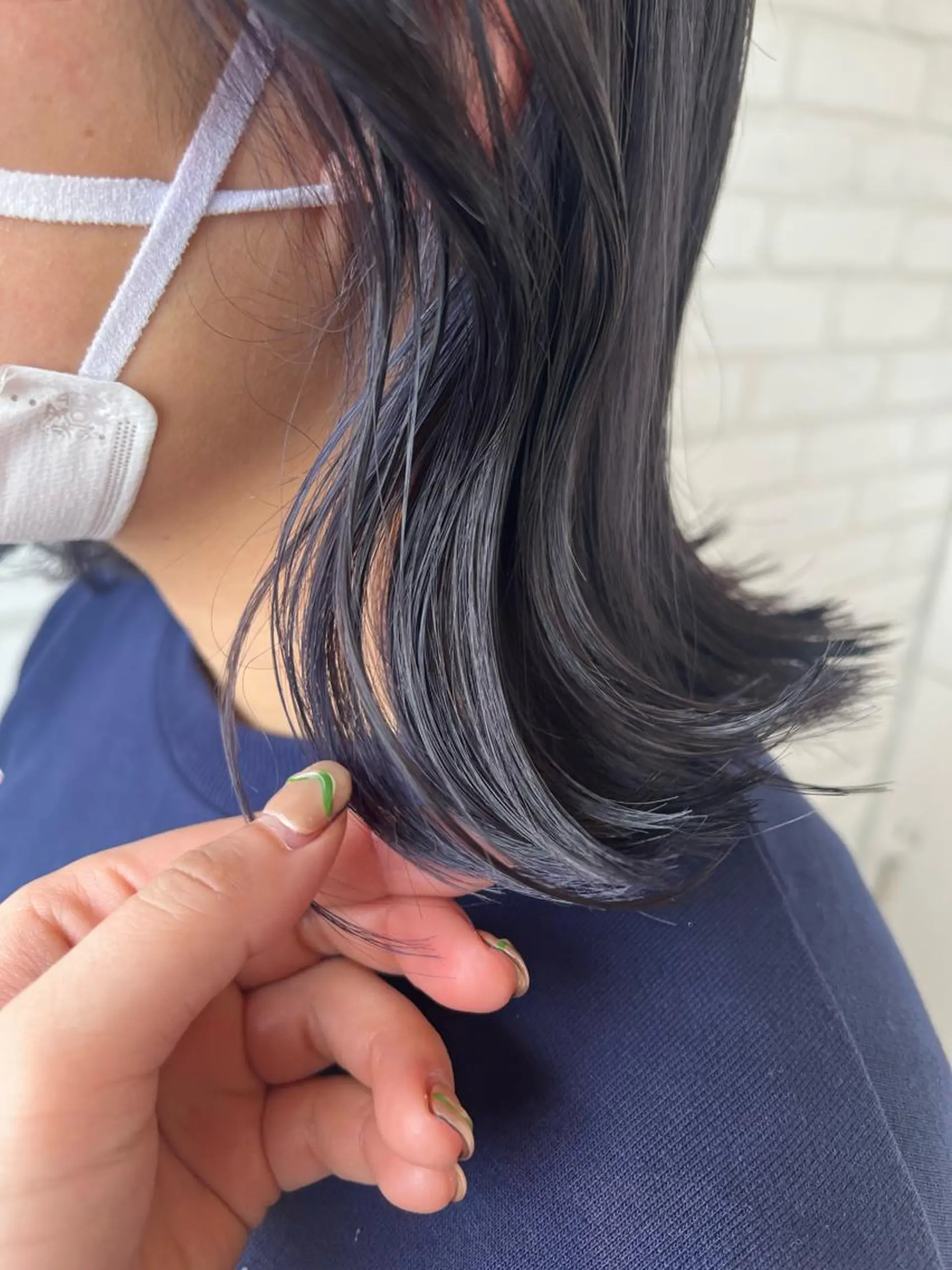 ショート カラー ヘアカラー 石崎 真維のヘアスタイル