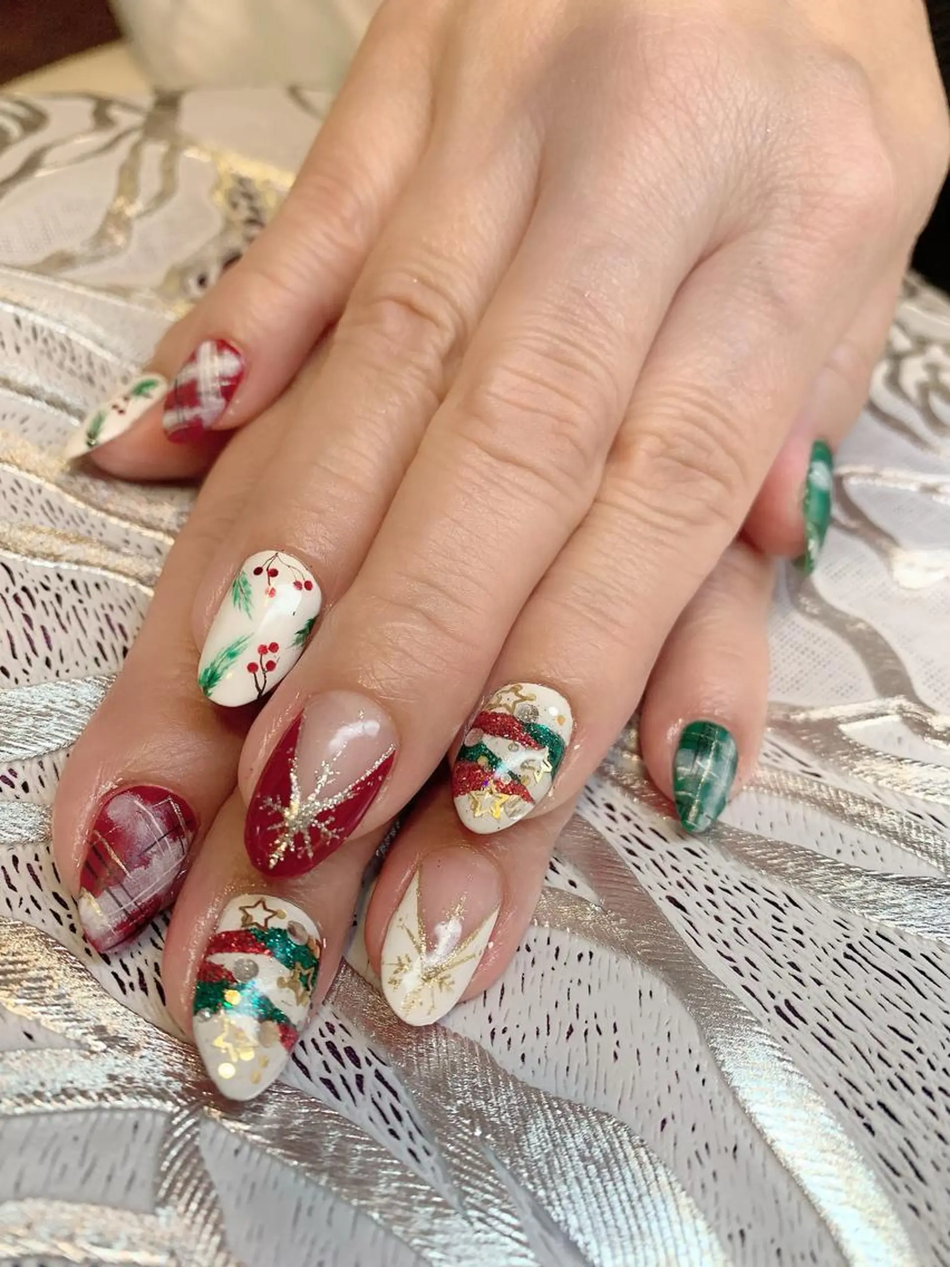 ネイル Angeailes〜アンジュエール〜所属・開運ネイル Angeailesのネイルデザイン