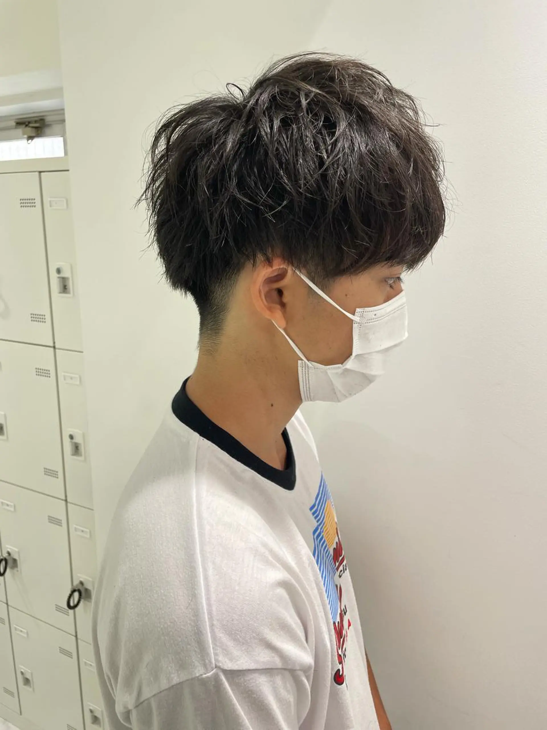 ショート カラー パーマ ヘアアレンジ メンズ キッズ ネイル マツエク・マツパ 束感まつ毛 メンズネイル カット トリートメント ヘッドスパ ヘアセット スパイキー/フェザー /波巻き/かいとのヘアスタイル