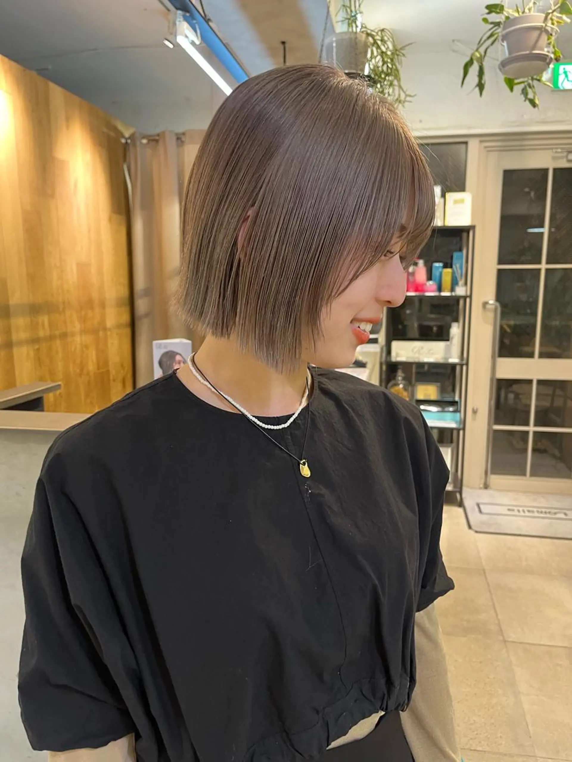 ショート カラー REINA☁️透明感 カラー/ぷつっと♡のヘアスタイル