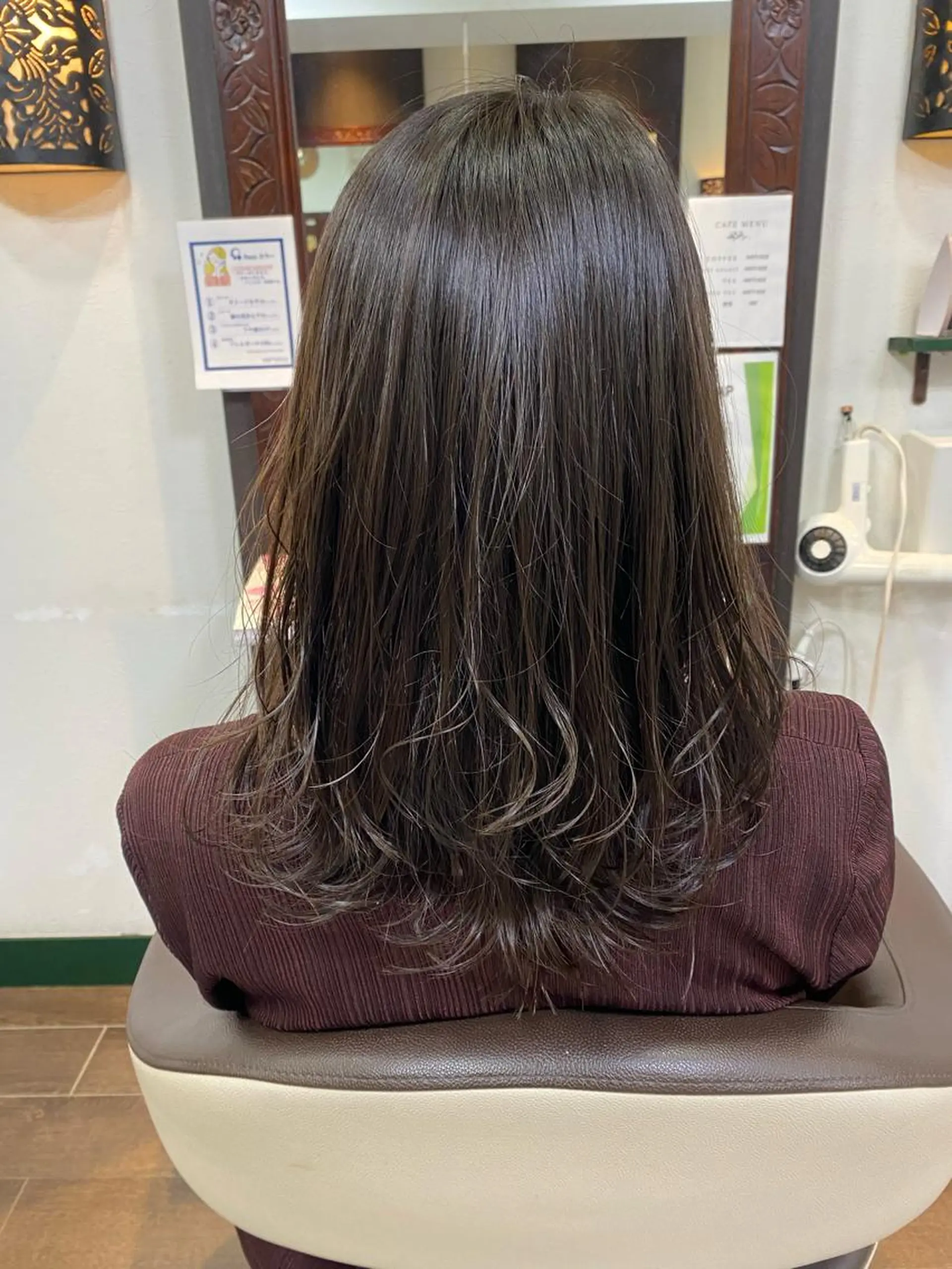 ミディアム カラー 🎀ブリーチなし 透明感🎀yuhiのヘアスタイル