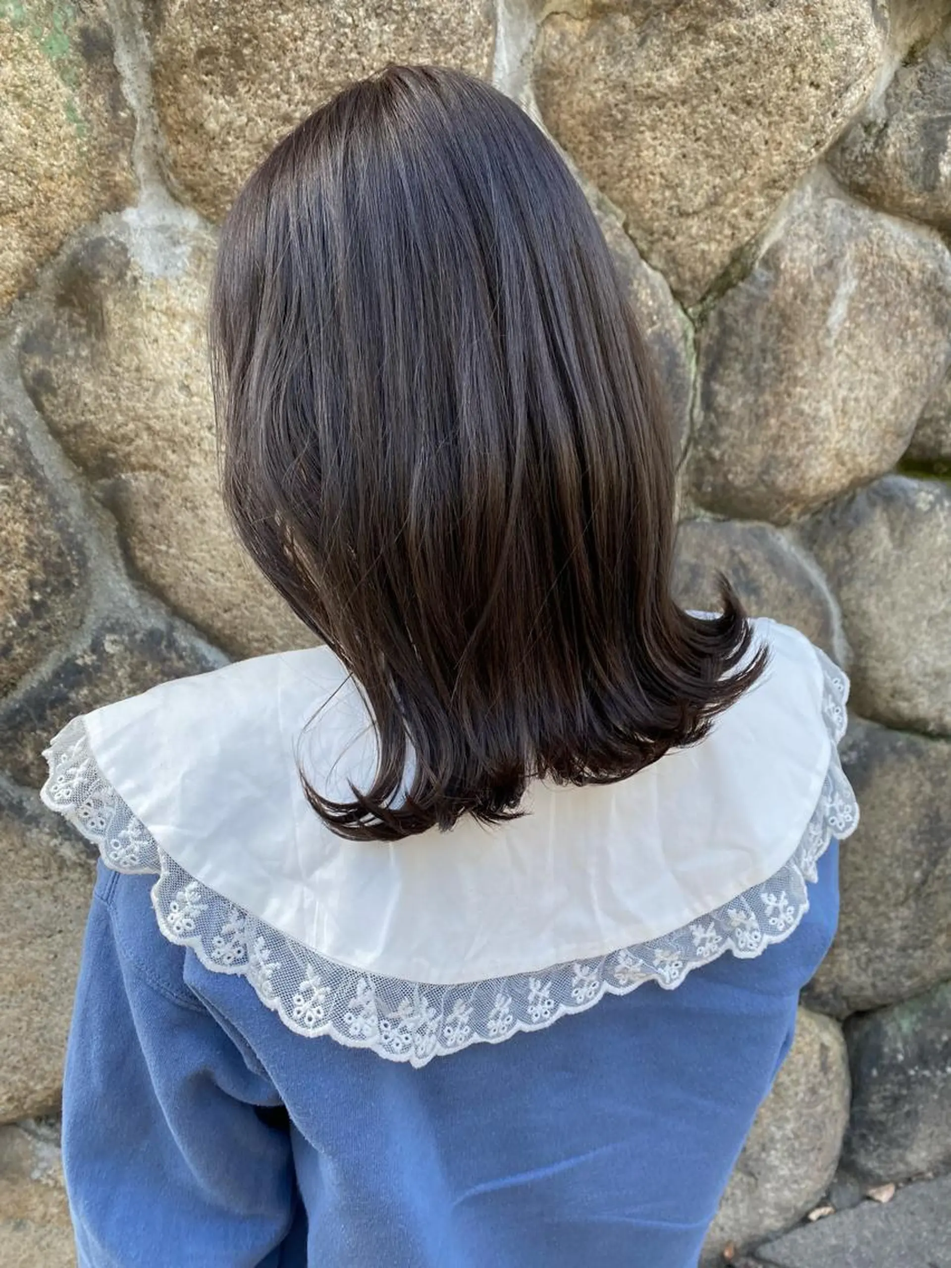 ミディアム カラー グレージュ ハイライトカラー ハイライト カット ヘアカラー ハイライトカラー MINAMIのヘアスタイル