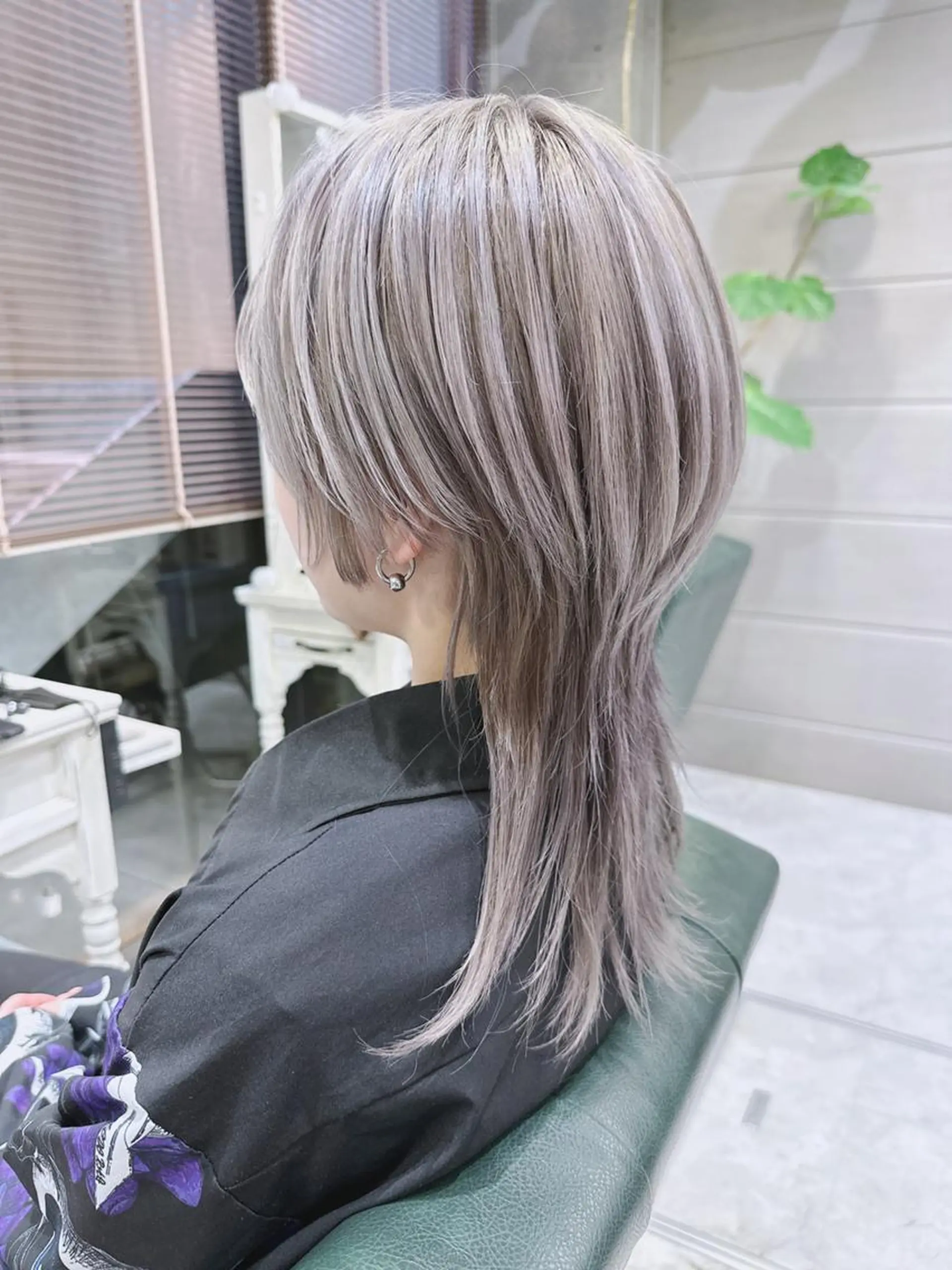 セミロング カラー ヘアアレンジ メンズ メンズブリーチ メンズ韓国風 韓国マッシュ マッシュ ツーブロック 𝐑𝐈𝐍𝐊𝐀 🐷🖤のヘアスタイル
