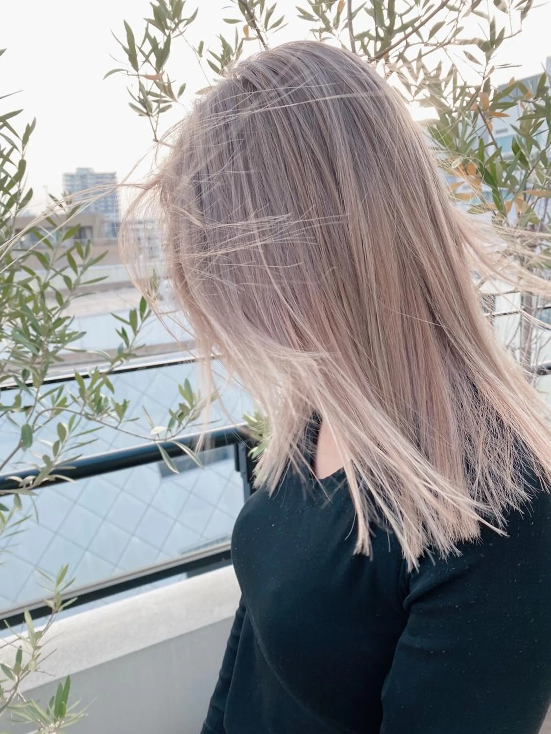 ミディアム Living所属・ヨシモトリョウ 髪質改善/美髪のヘアスタイル