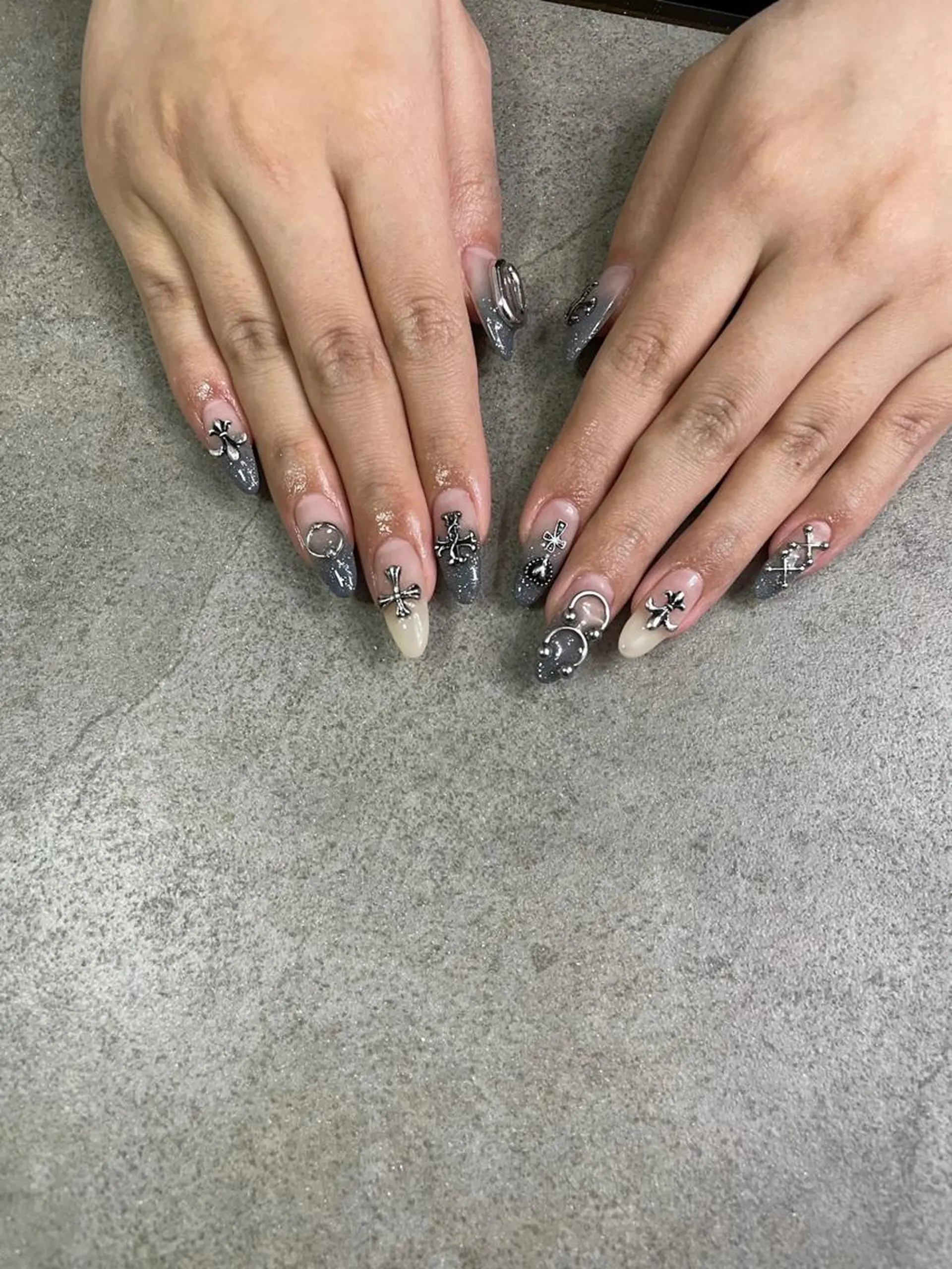 ネイル F room 表参道のネイルデザイン