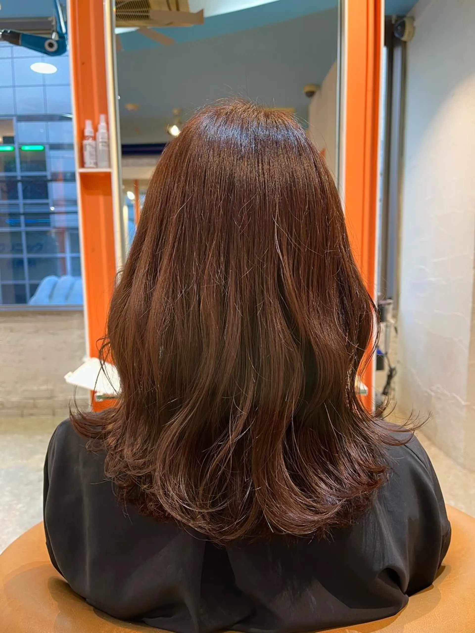 ミディアム カラー カット ヘアカラー うしだ かおるのヘアスタイル