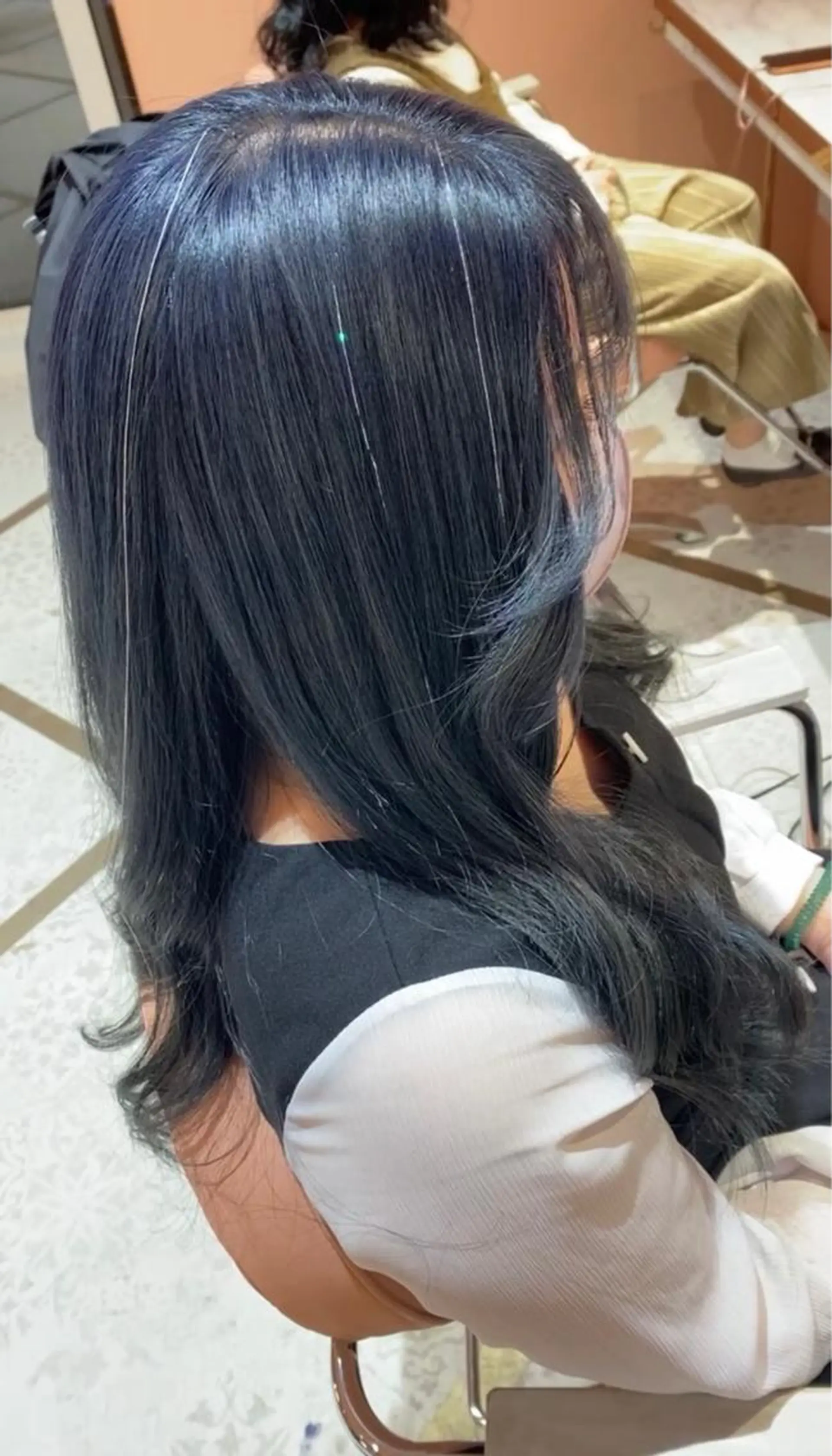 ロング カラー MOE🐈‍⬛🎀 エクステ/ワンホンのヘアスタイル