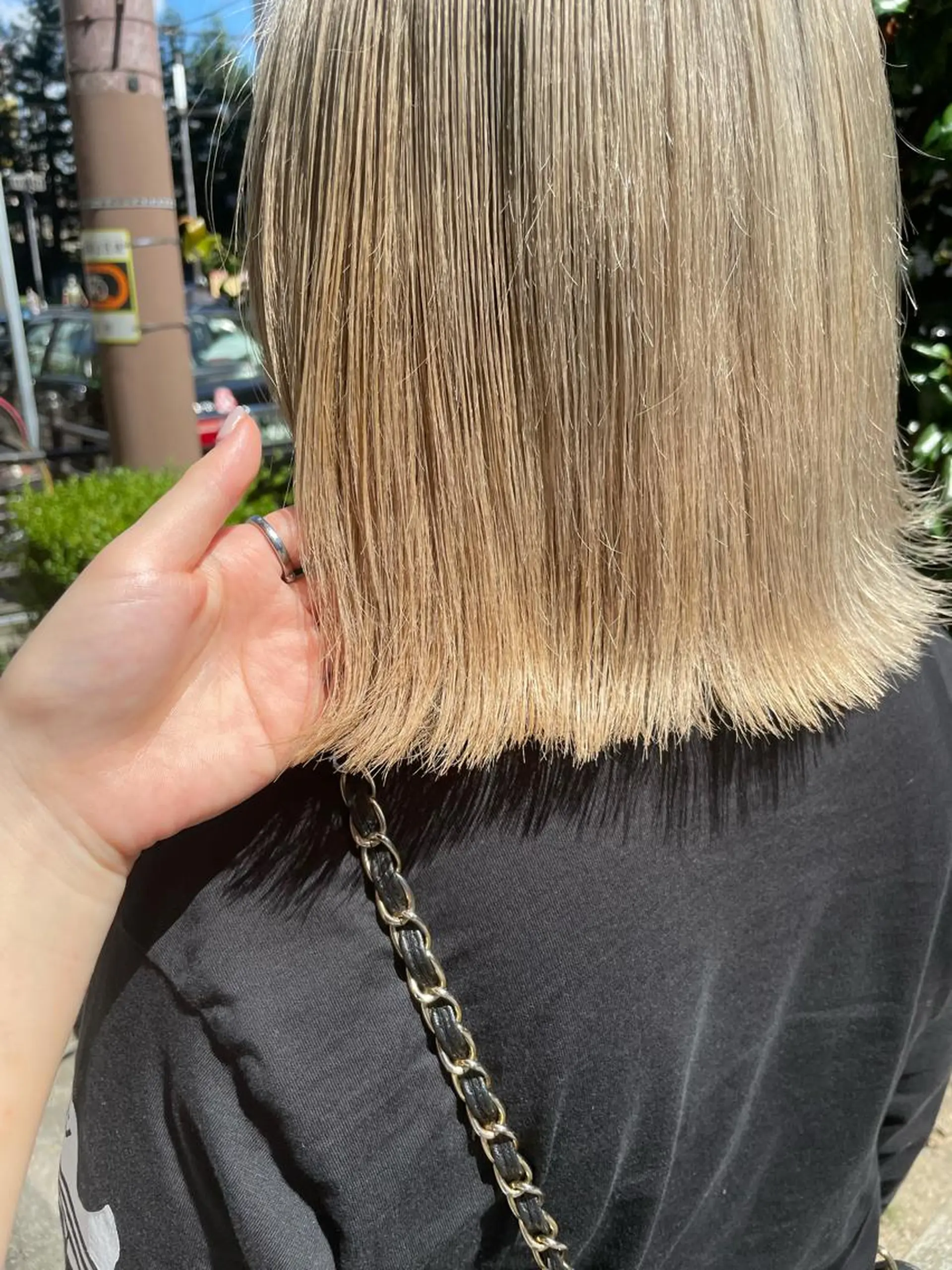 ミディアム カラー akane .のヘアスタイル