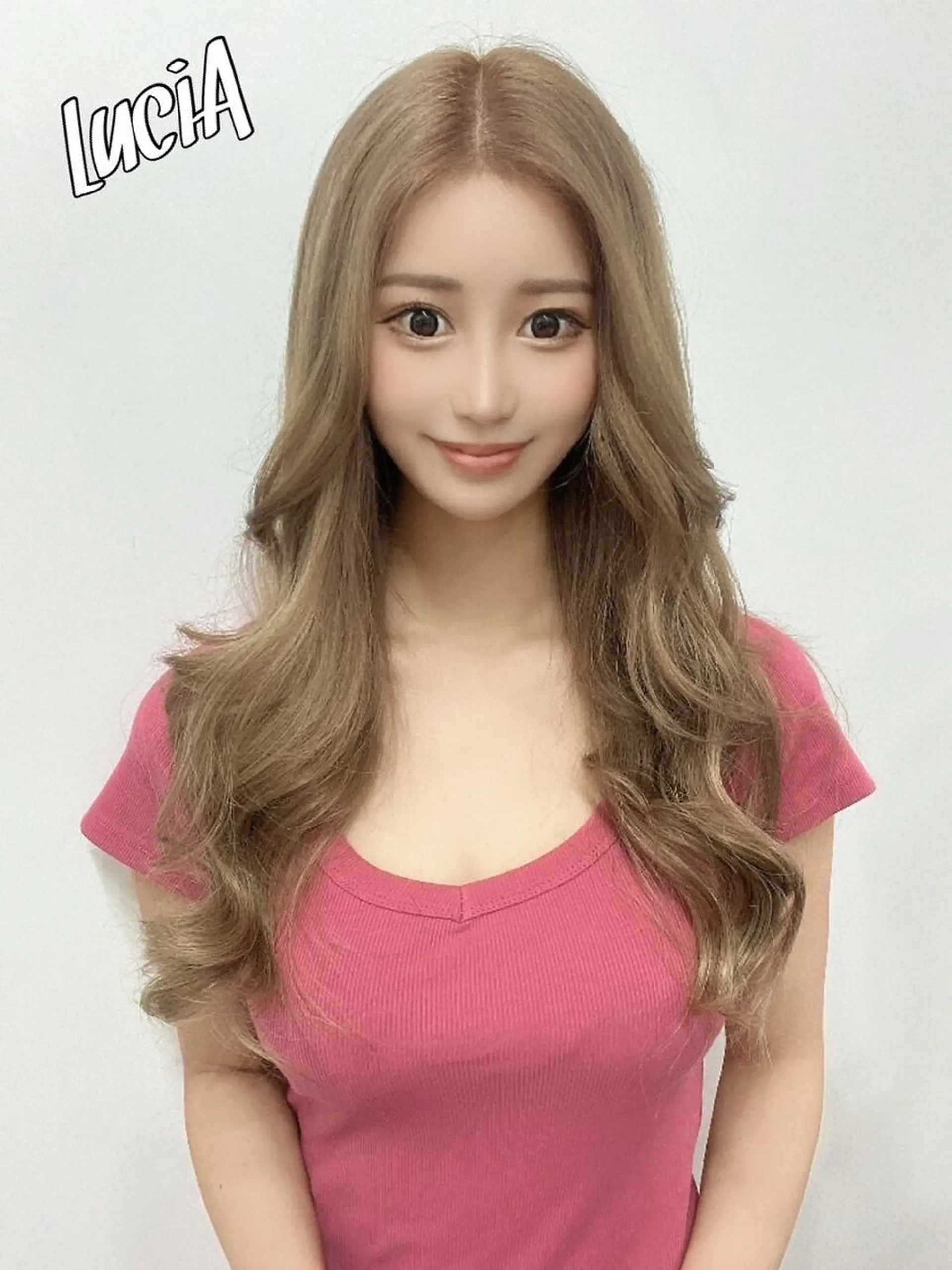 ロング カラー ヘアアレンジ シールエクステ 黒髪 ダブルカラー ハイトーンカラー エクステ LuciAエクステ カラー3000セラのヘアスタイル