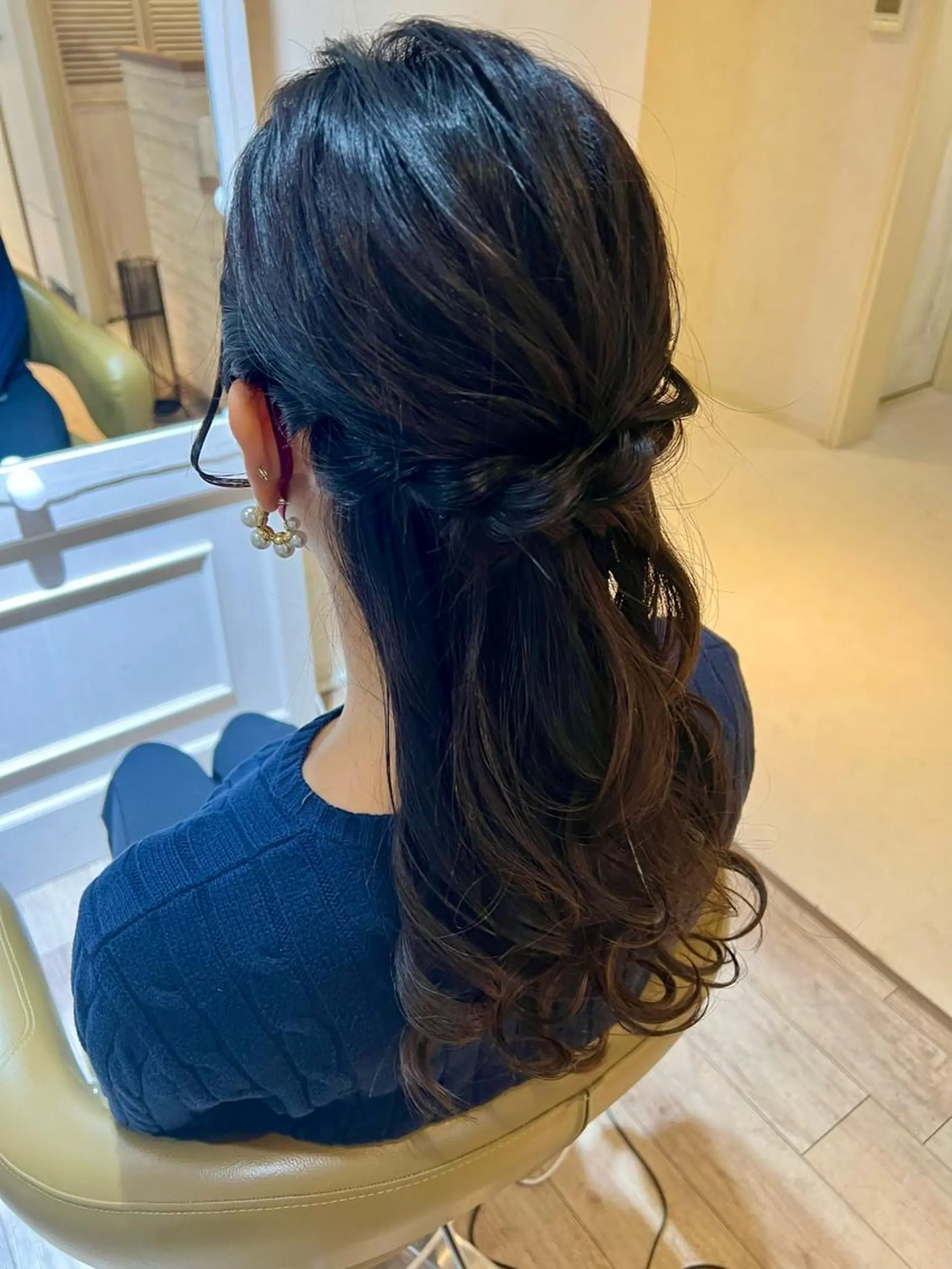 ロング ヘアアレンジ ハーフアップ 人見知りさんでも安心 奥田 里佳子のヘアスタイル