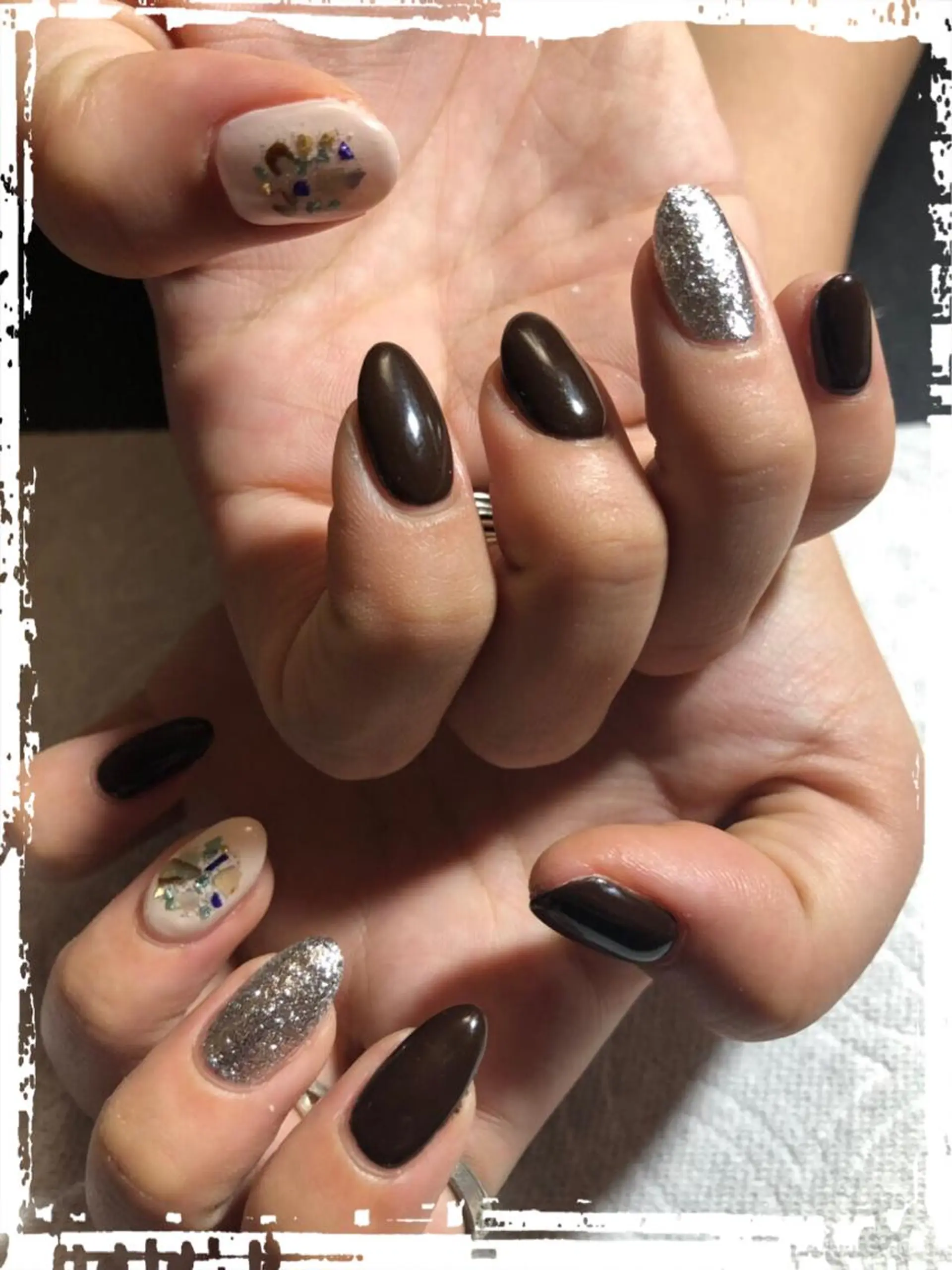 ネイル ECLAT エクラ所属・寺山 千鶴のネイルデザイン