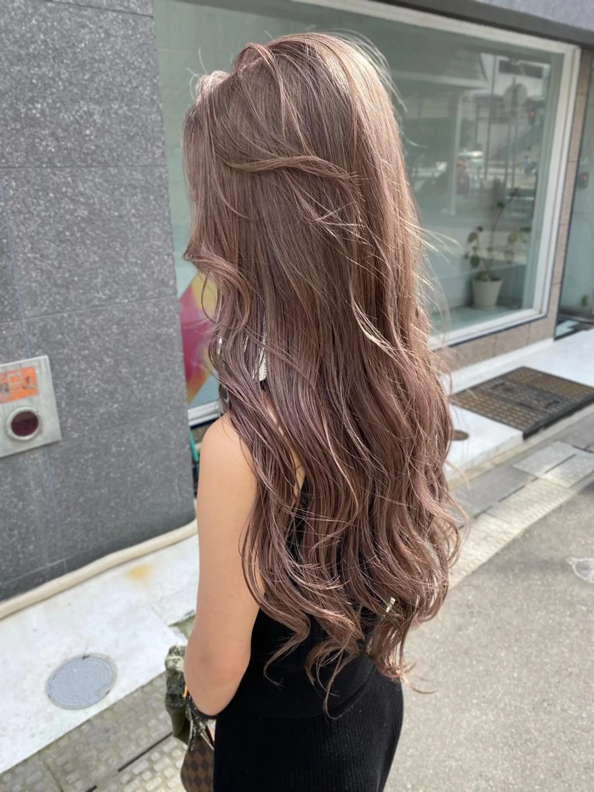ロング カラー ブリーチ ケアブリーチ ハイライトカラー ハイトーンカラー インナーカラー ヘアカラー ladix hair design所属・【透明感.艶髪】 中原史雄のヘアスタイル