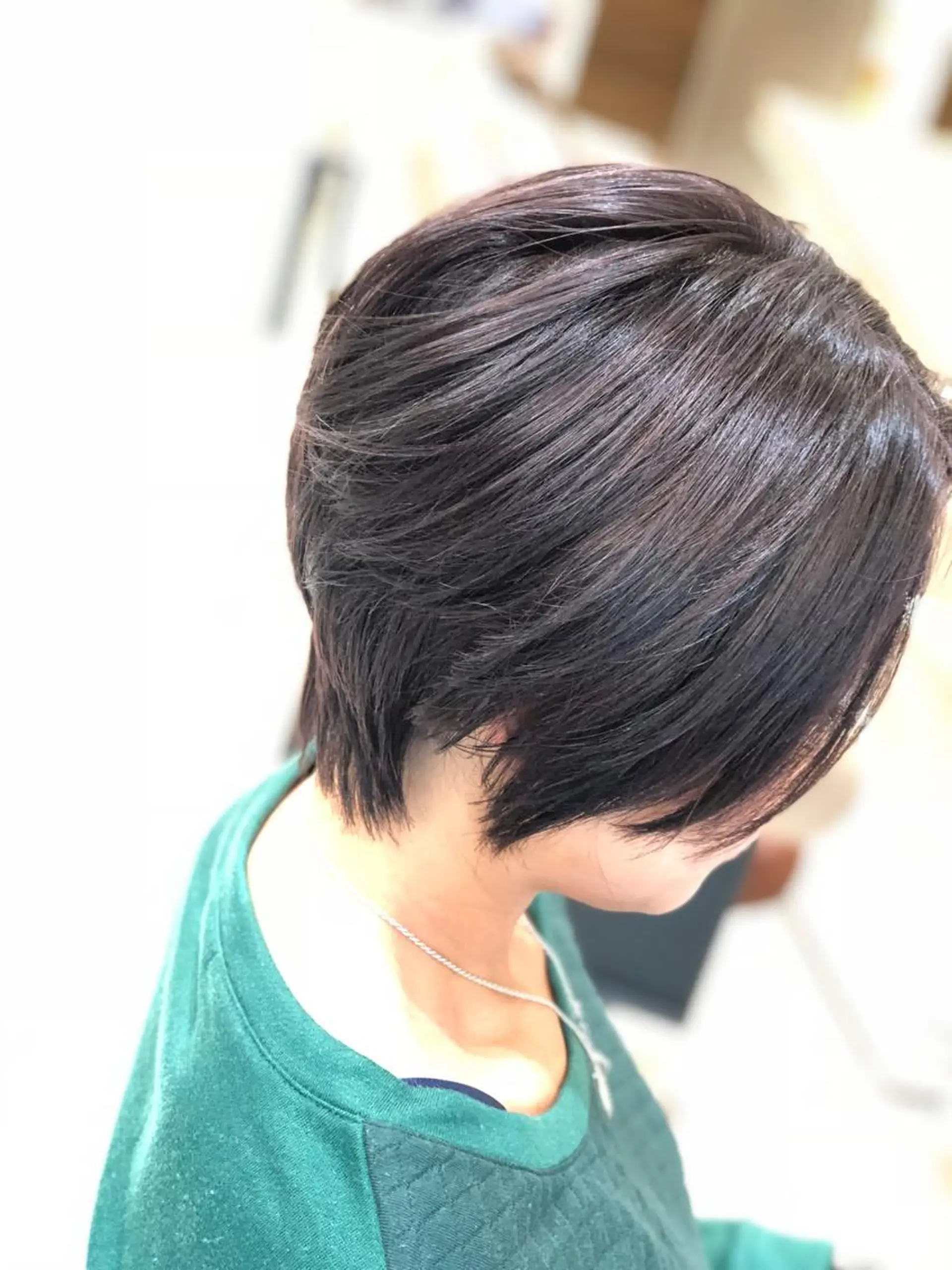 カラー 下平 秀美のヘアスタイル
