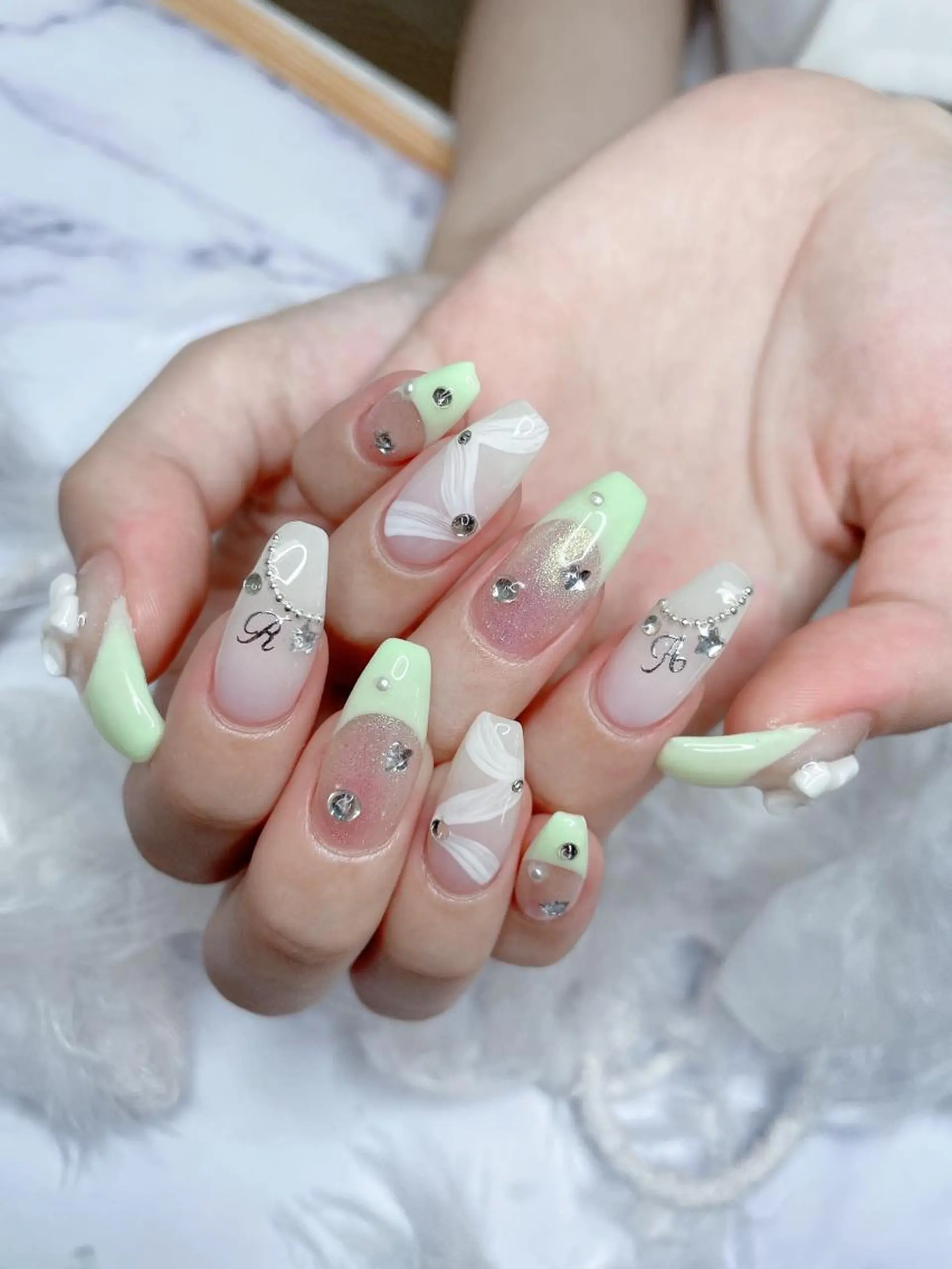 ネイル Le'a nail Lのネイルデザイン