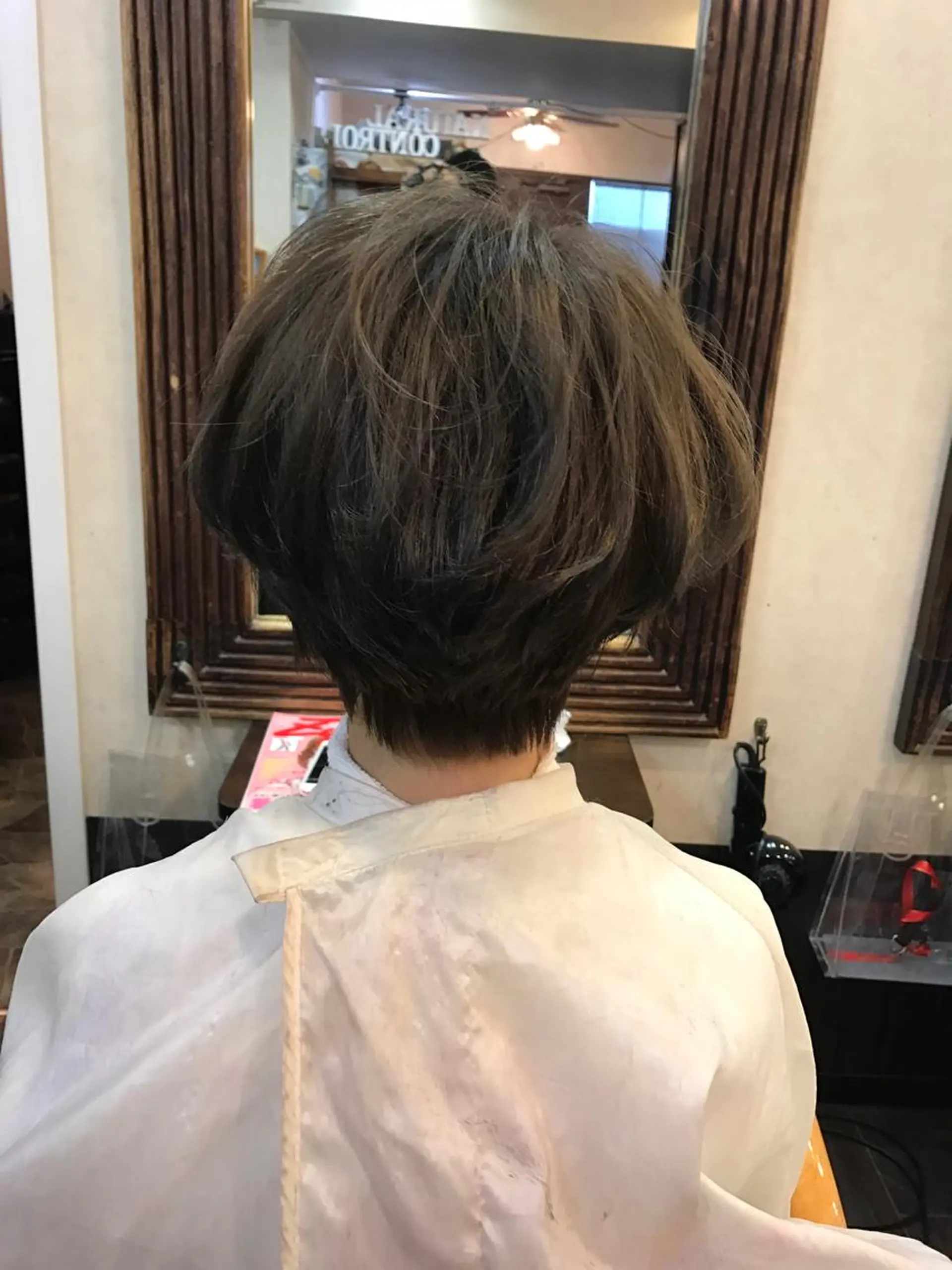 ショート ショートヘア ていねい技術No.1 🌈諏訪 健太のヘアスタイル