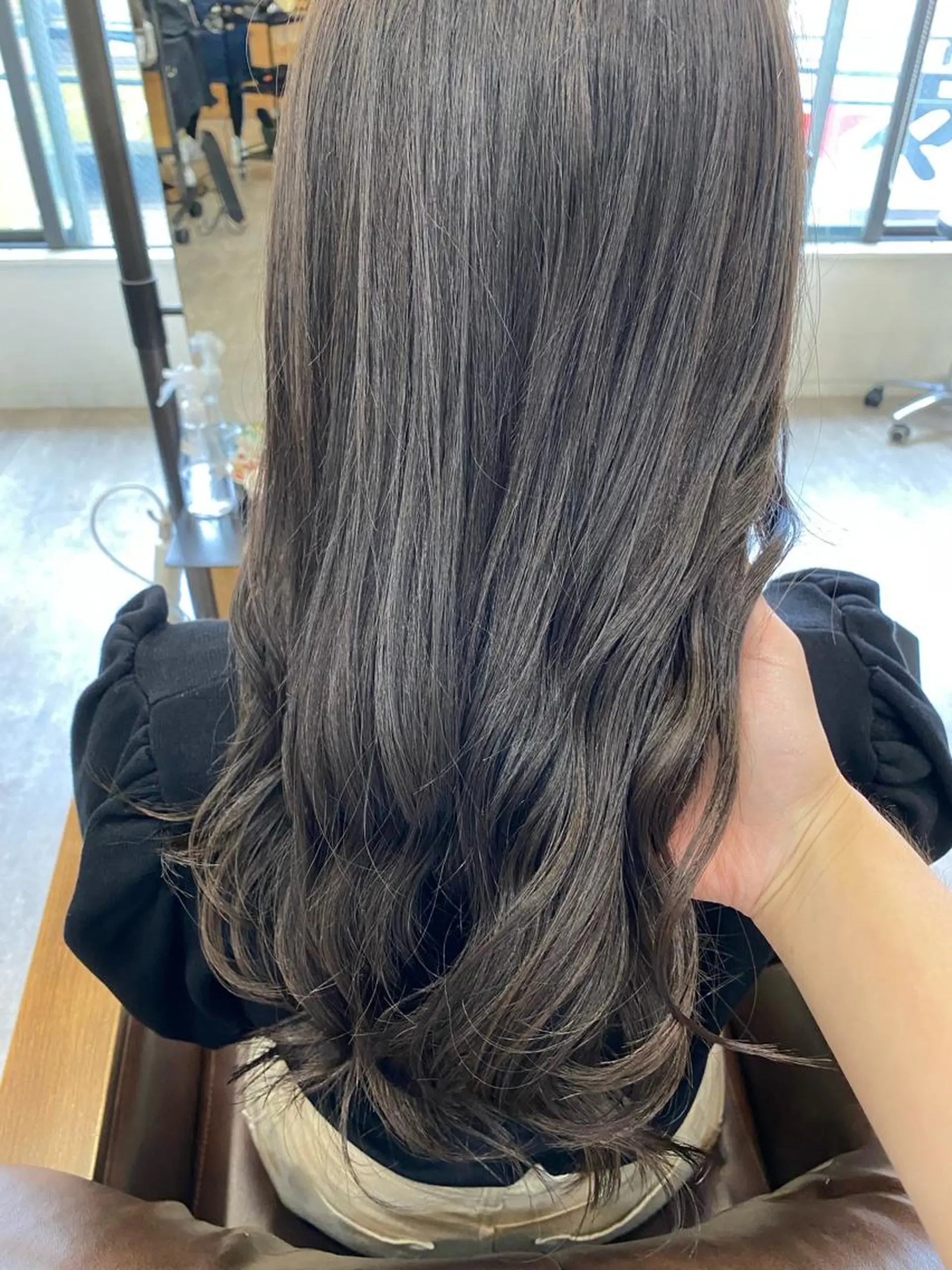ロング カラー 透明感カラー グレージュ ヘアカラー トリートメント 🟢NEGi🟣 🫧髪質改善のヘアスタイル
