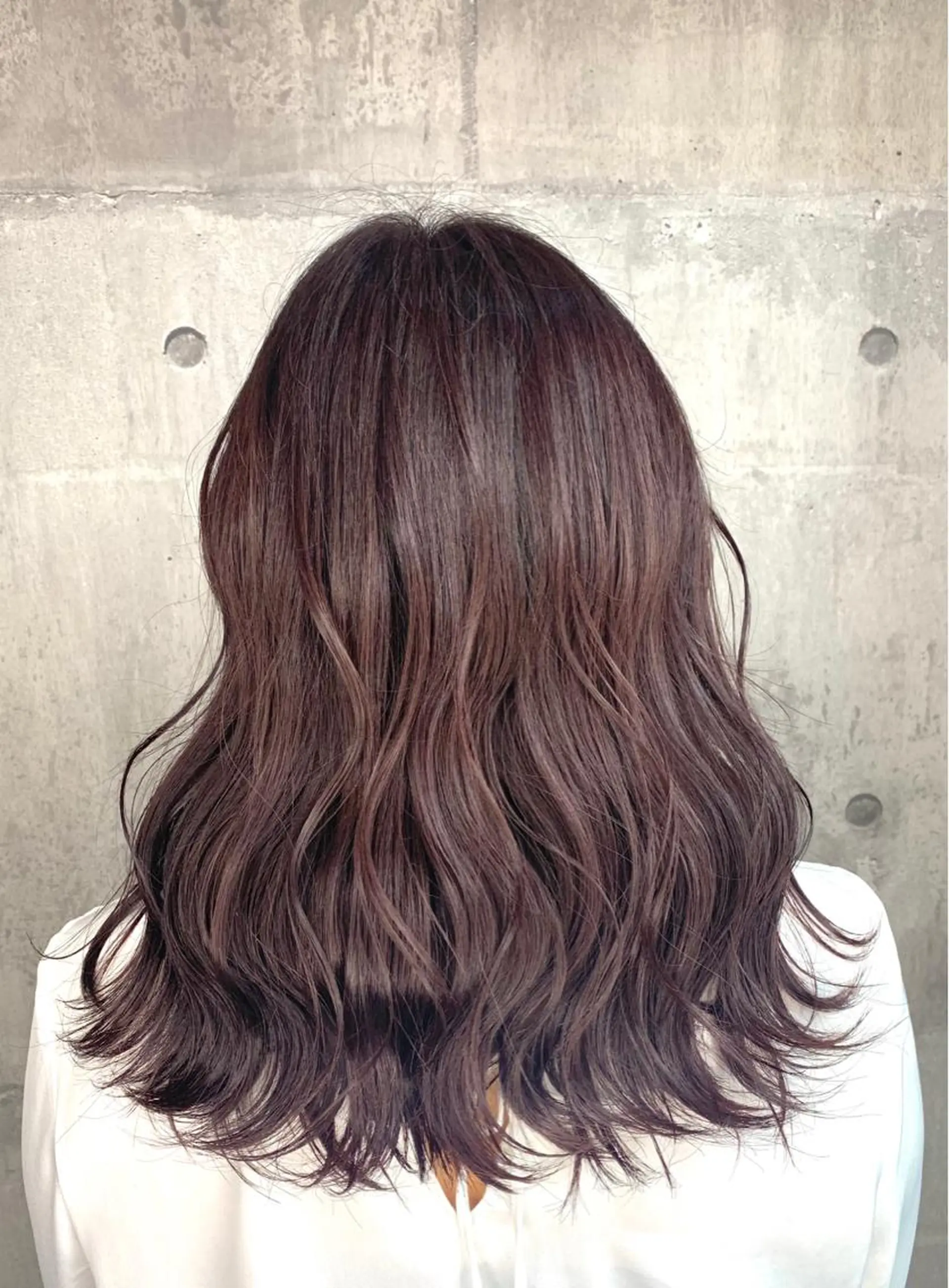 セミロング カラー 小関 茅里のマツエク・マツパデザイン