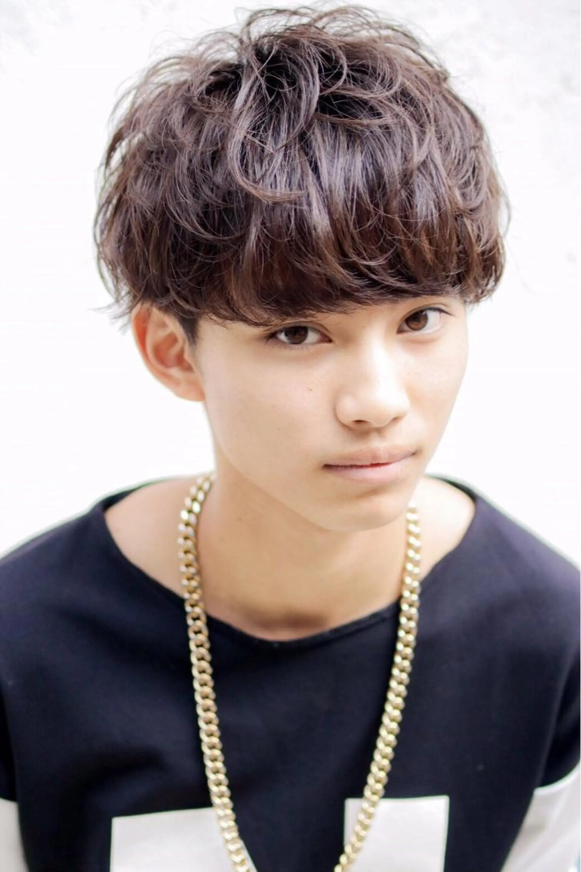 ミディアム パーマ メンズ ミディアムパーマ メンズパーマ BABY 艶髪暗髪ヘア💖達人のヘアスタイル