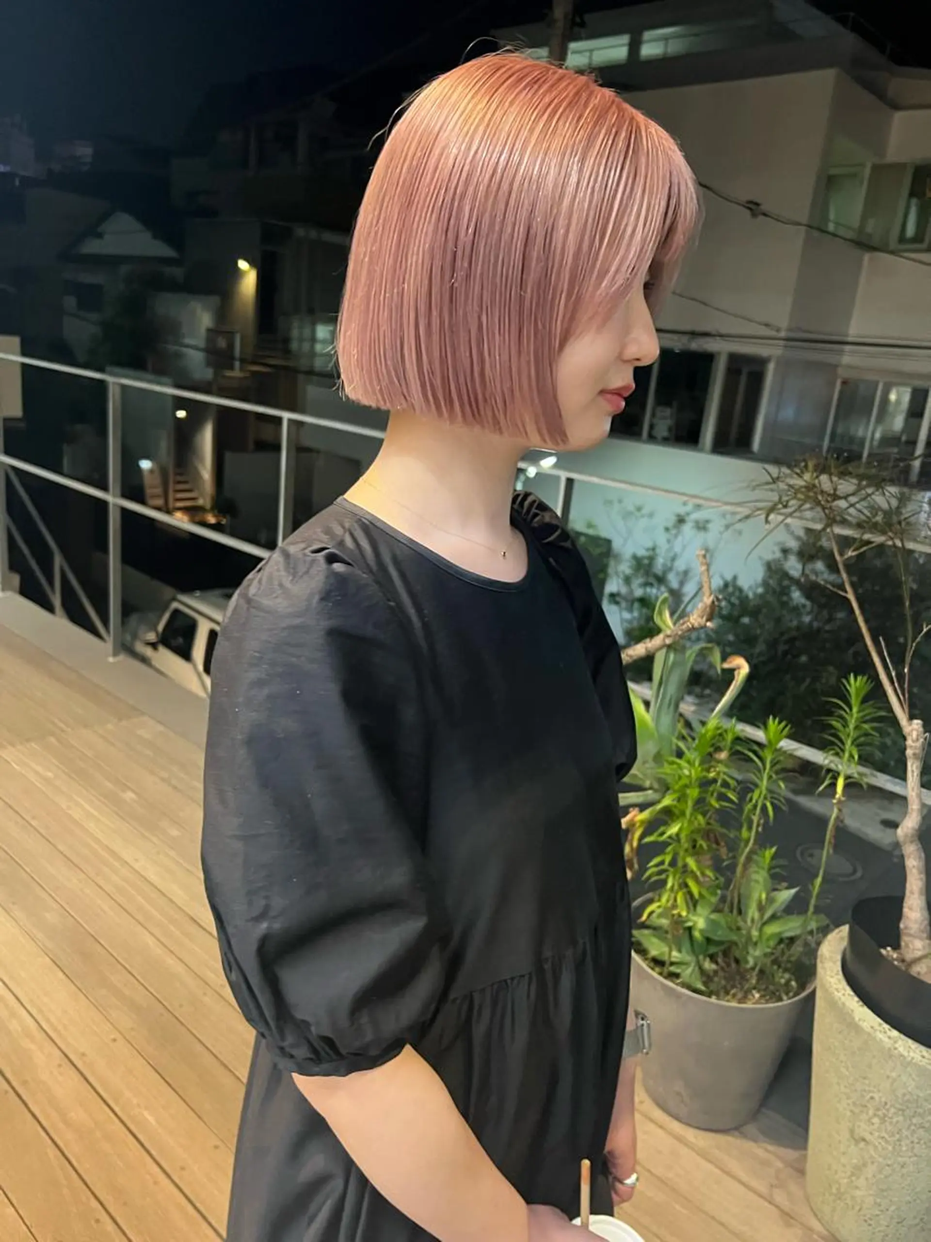 ショート カラー ベージュカラー ピンクカラー ピンクベージュ ボブ カット ヘアカラー トリートメント sakoda shunkiのヘアスタイル