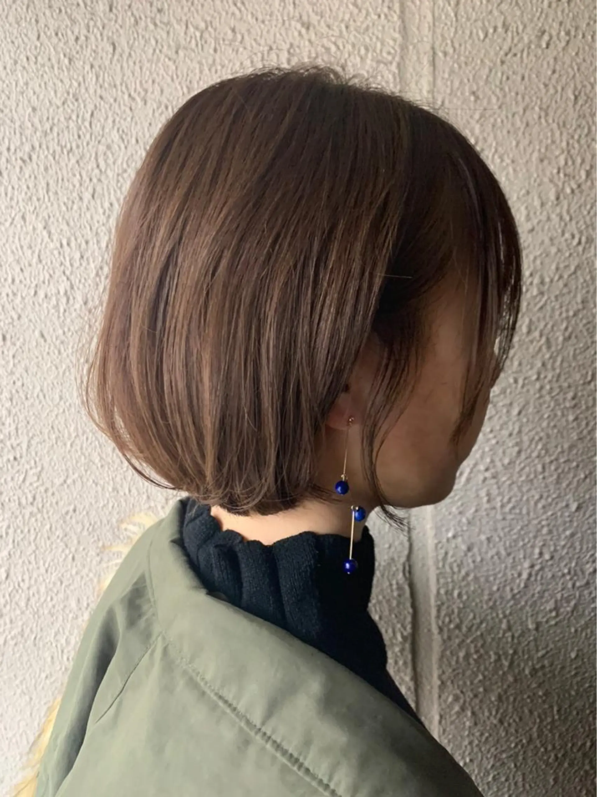 ミディアム カラー ボブ chouette シュエットのヘアスタイル