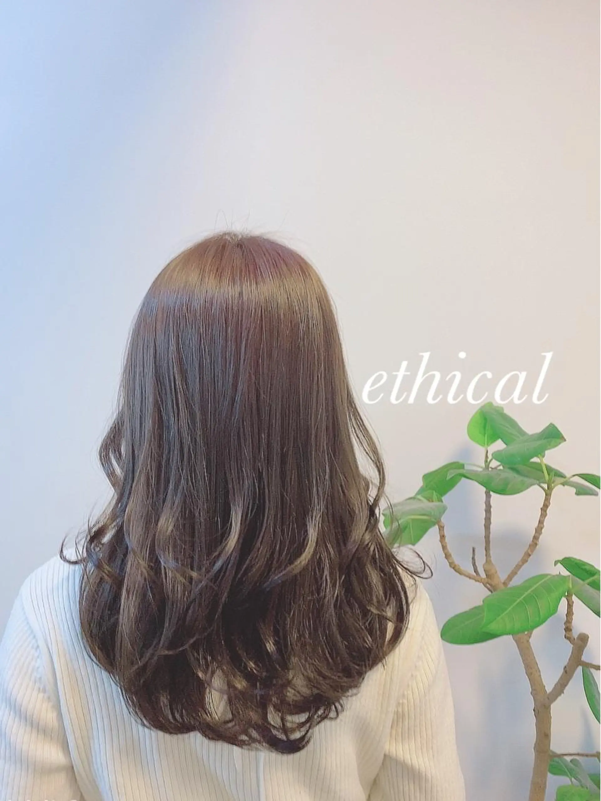 ロング カラー 【エシカル】 HOSOMIのヘアスタイル