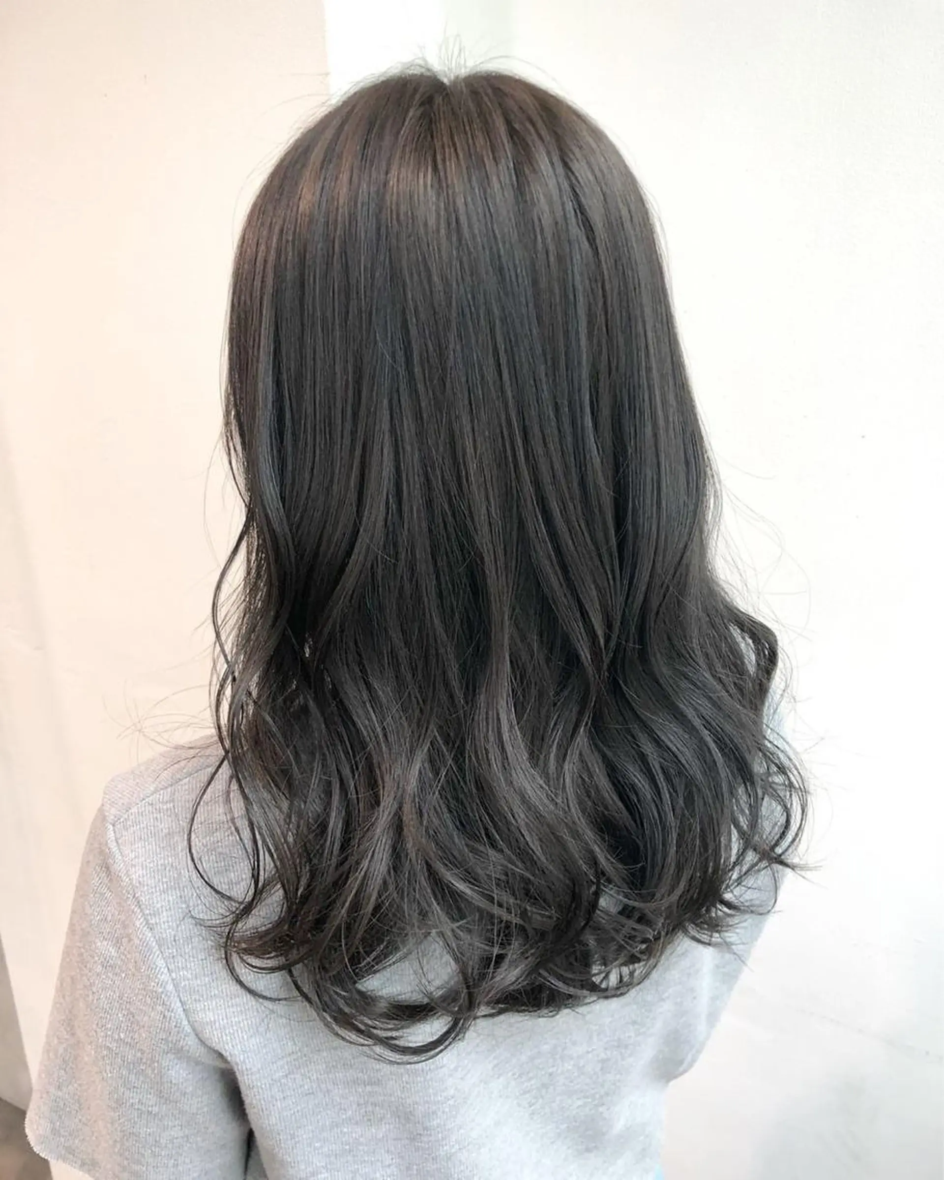 ロング カラー パーマ ブリーチ グレージュ ブリーチなしカラー ♡透け感カラー 大賀哲平♡のヘアスタイル