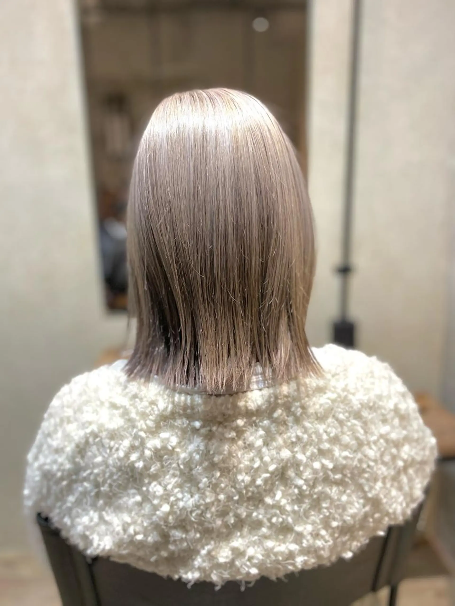 ミディアム カラー ベージュカラー ホワイトベージュ カット ヘアカラー トリートメント opus 店長大和 レイヤー/赤み消しのヘアスタイル
