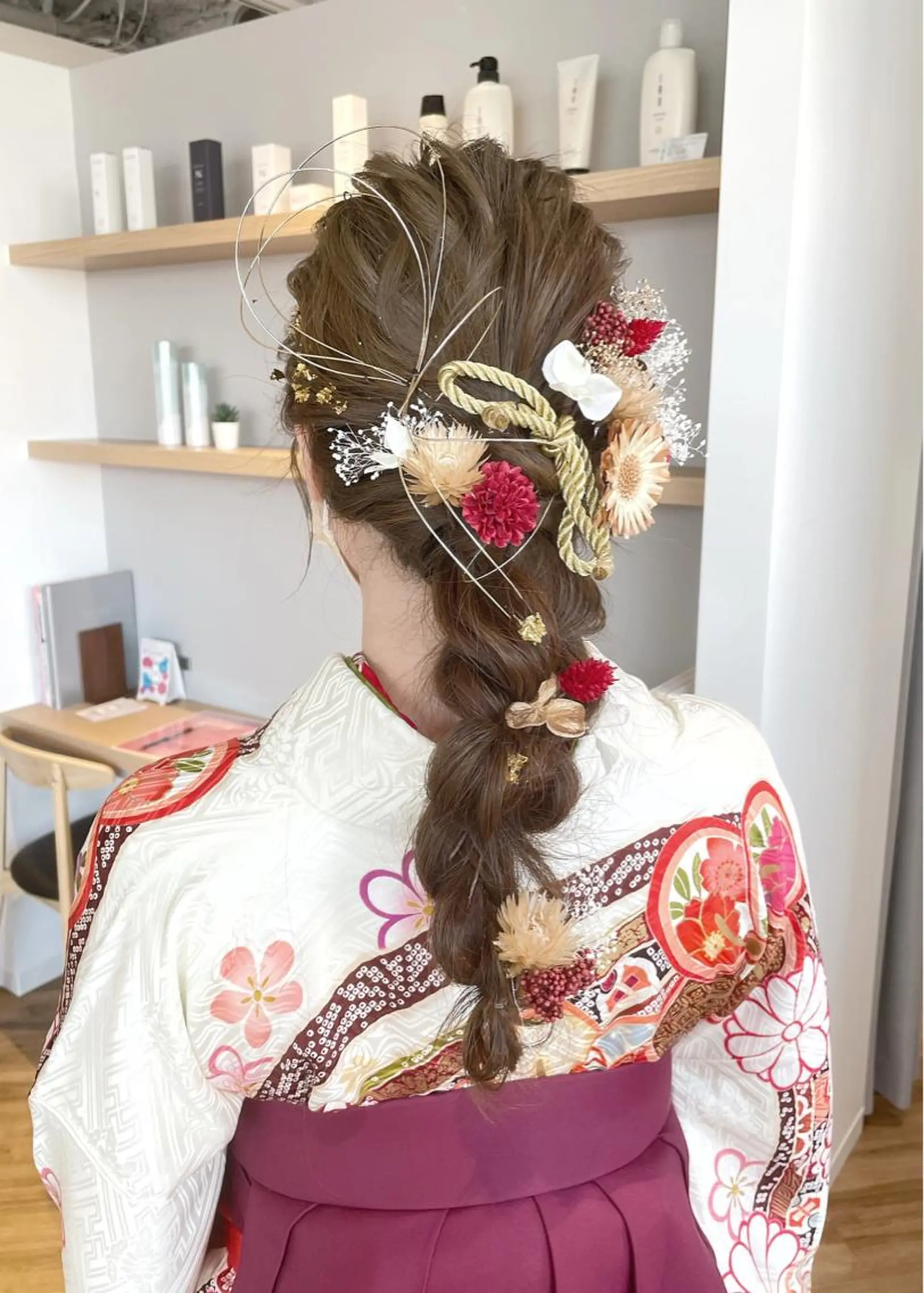セミロング ヘアアレンジ 杉村 未来のヘアスタイル