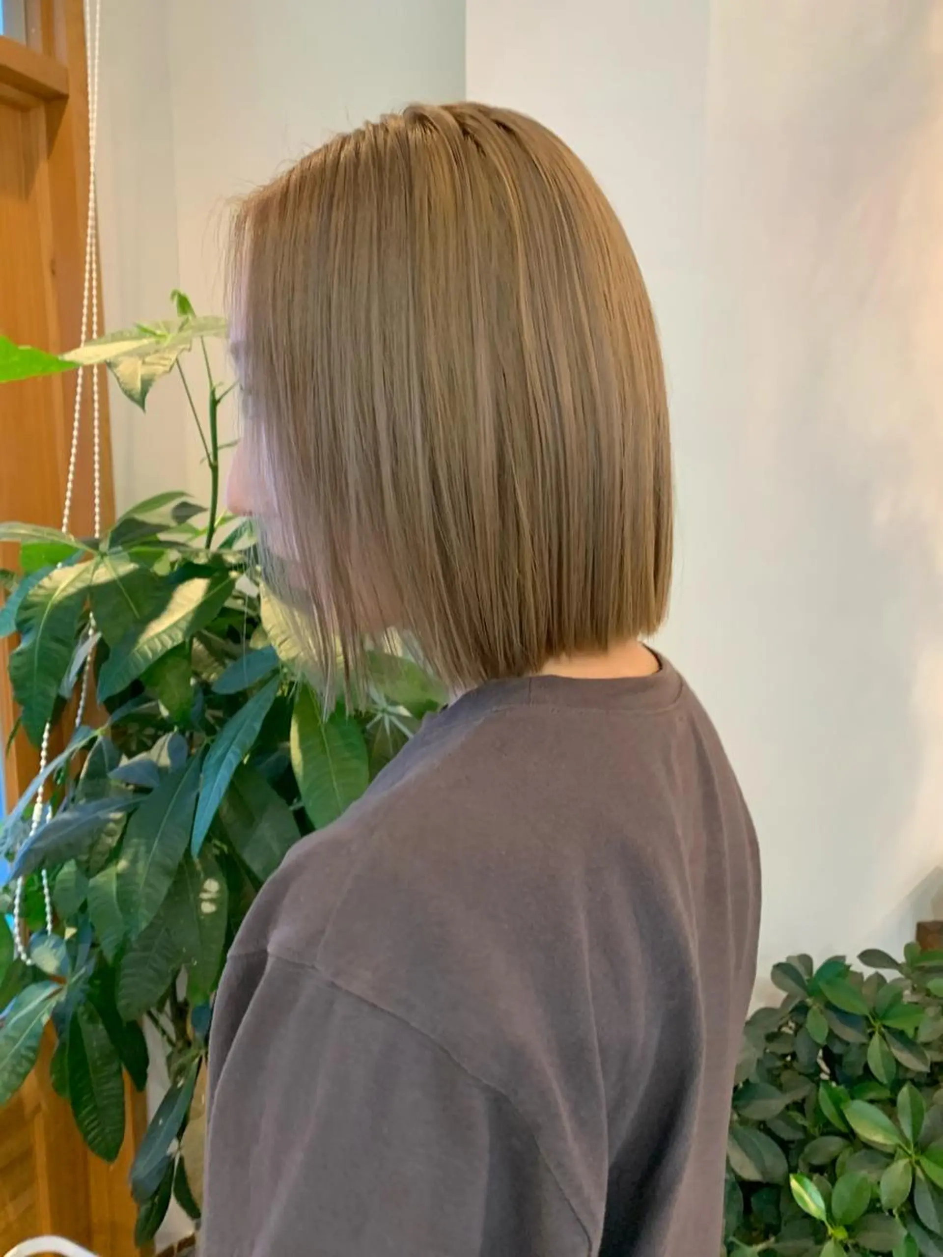 ミディアム カラー ベージュカラー ブロンド ブロンドベージュ ホワイトブロンド ヘアカラー 中目黒🌼 🌼ハナのヘアスタイル