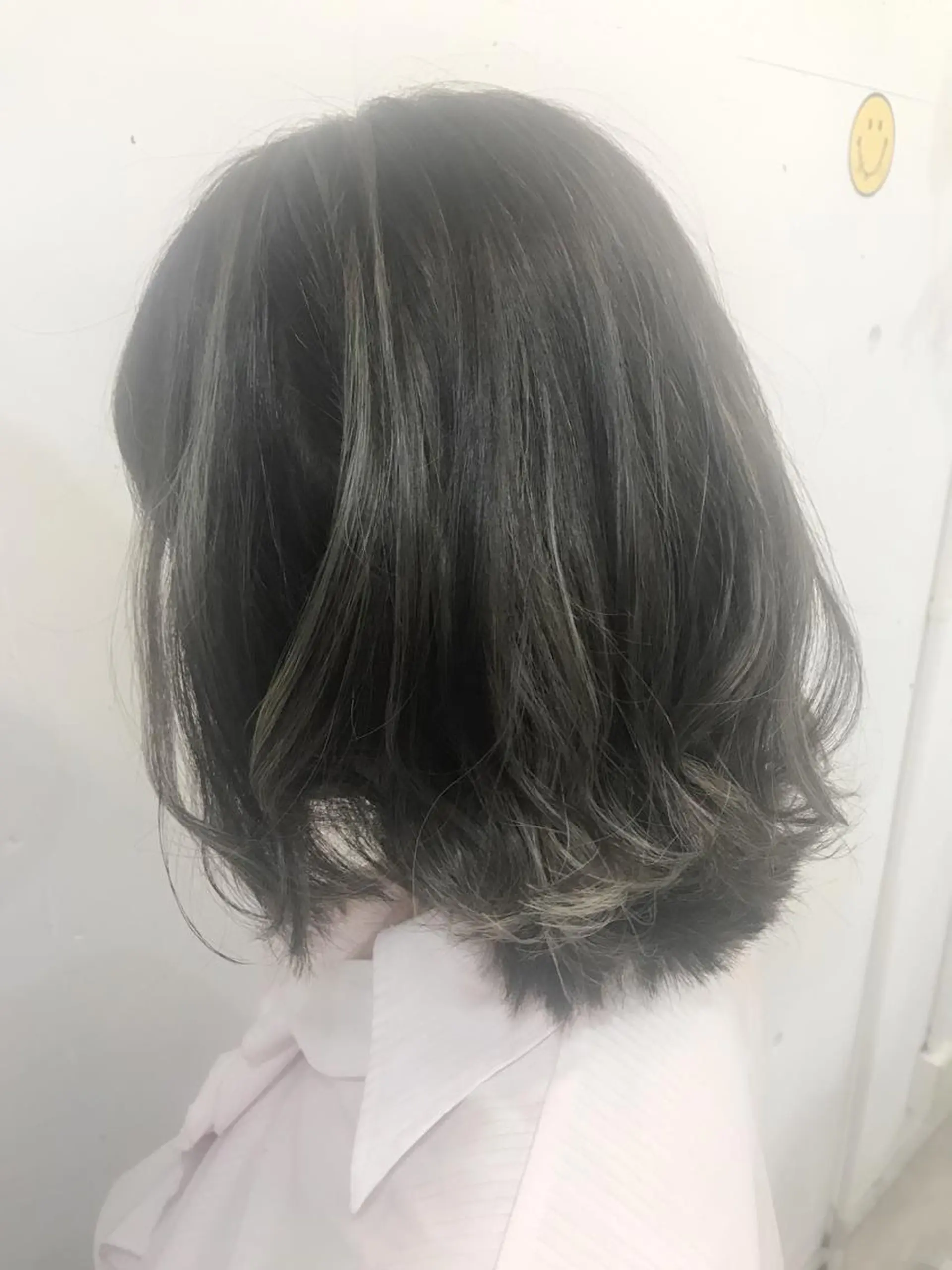 ミディアム カラー ブリーチ ダブルカラー ハイライトカラー ハイライト カット ヘアカラー トリートメント ヘッドスパ グレージュ/髪質改善 Yamato.hのヘアスタイル