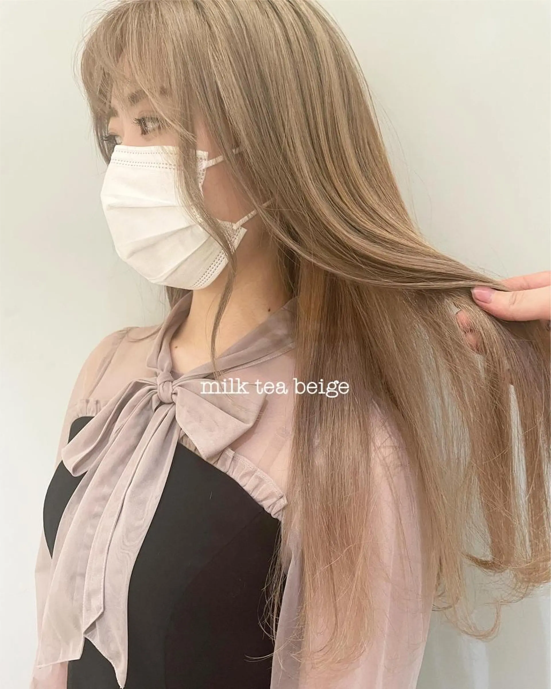 セミロング ケアブリーチ/ エクステ/レイヤーのヘアスタイル