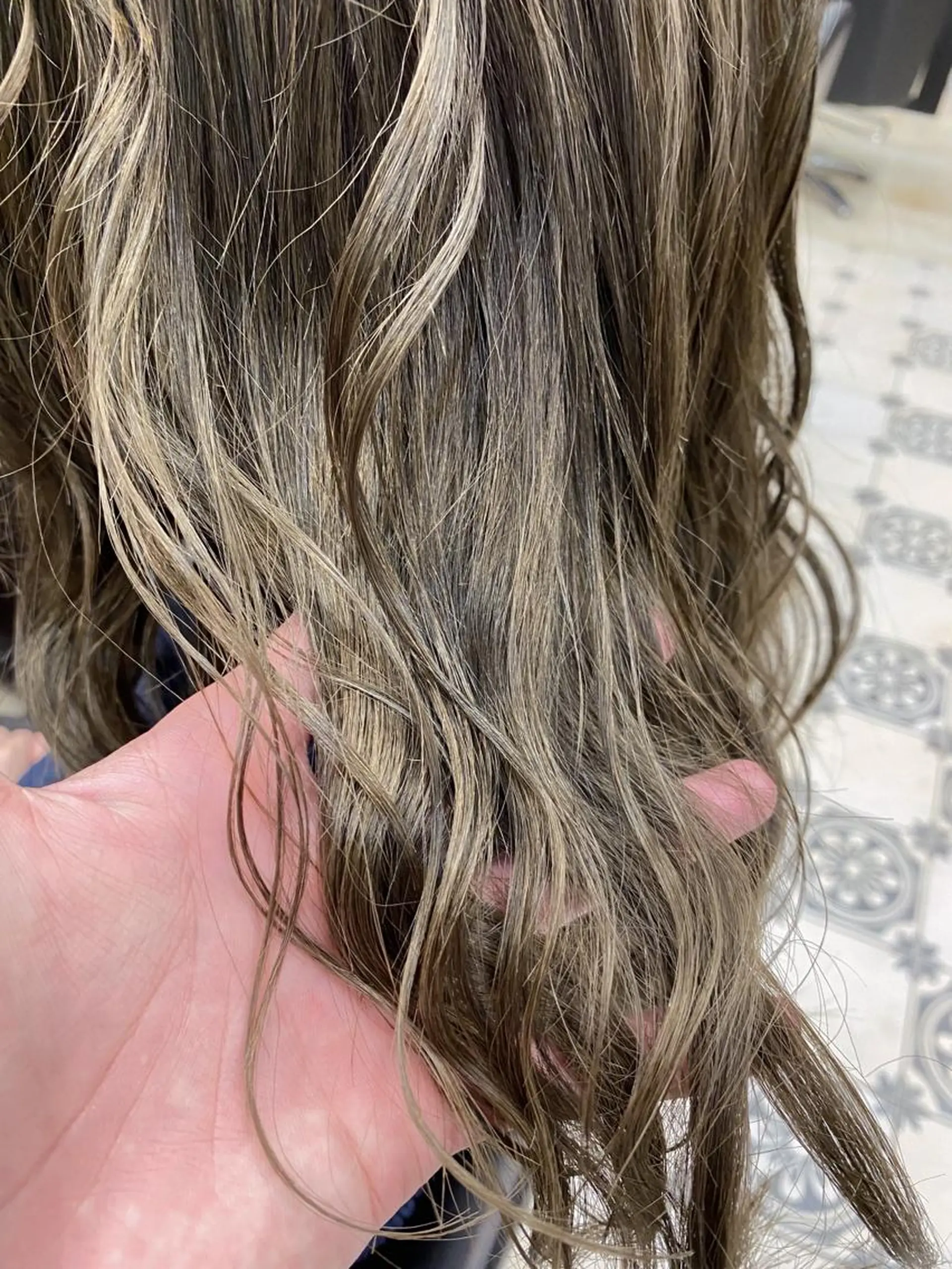 カラー 新宿/韓国風レイヤー 髪質改善/渋谷直樹のヘアスタイル