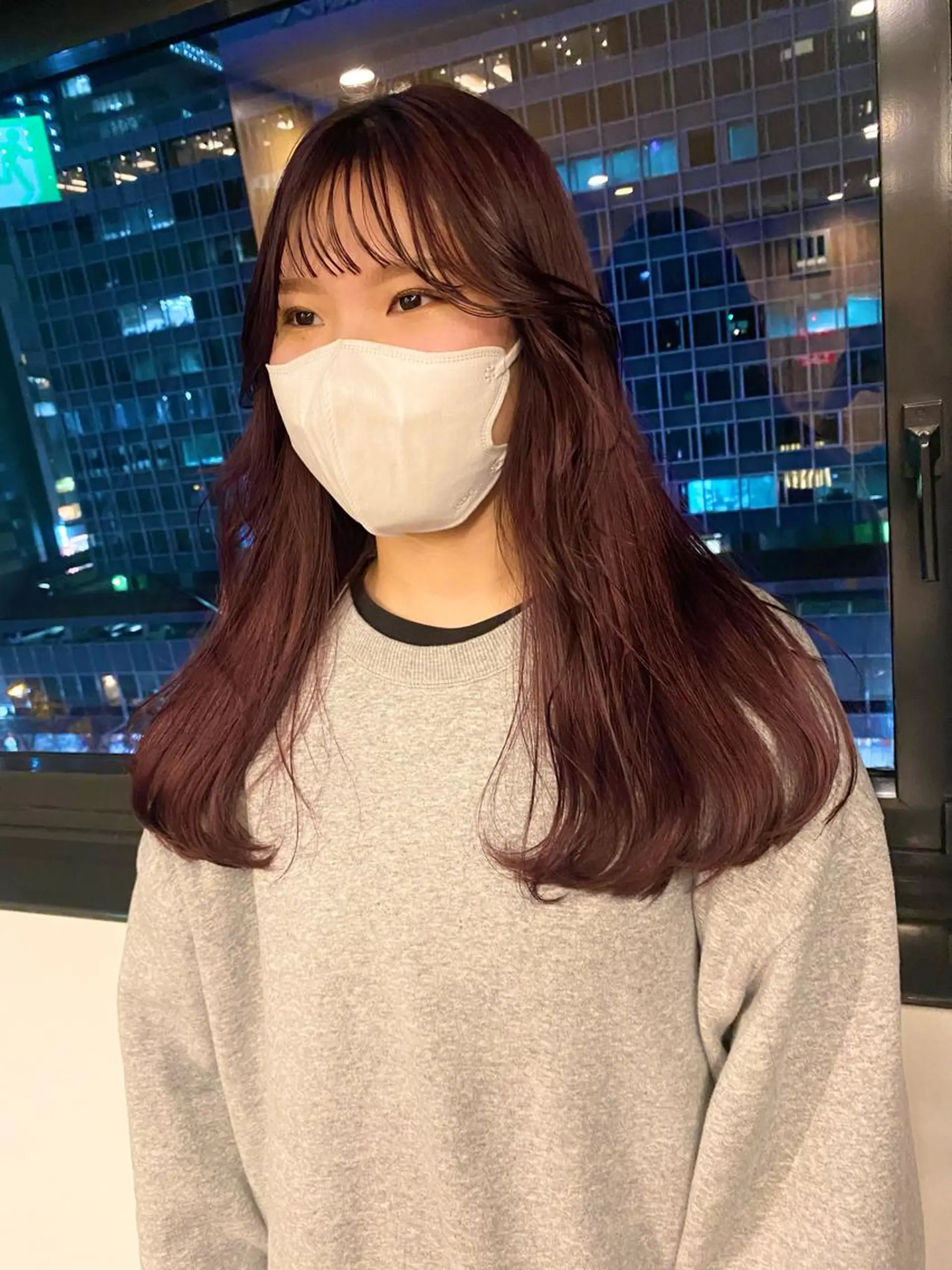 セミロング カラー ヘアアレンジ 髪と音処　マトぺ所属・デザインカラー/ボブ ブリーチカラー/ユリのヘアスタイル