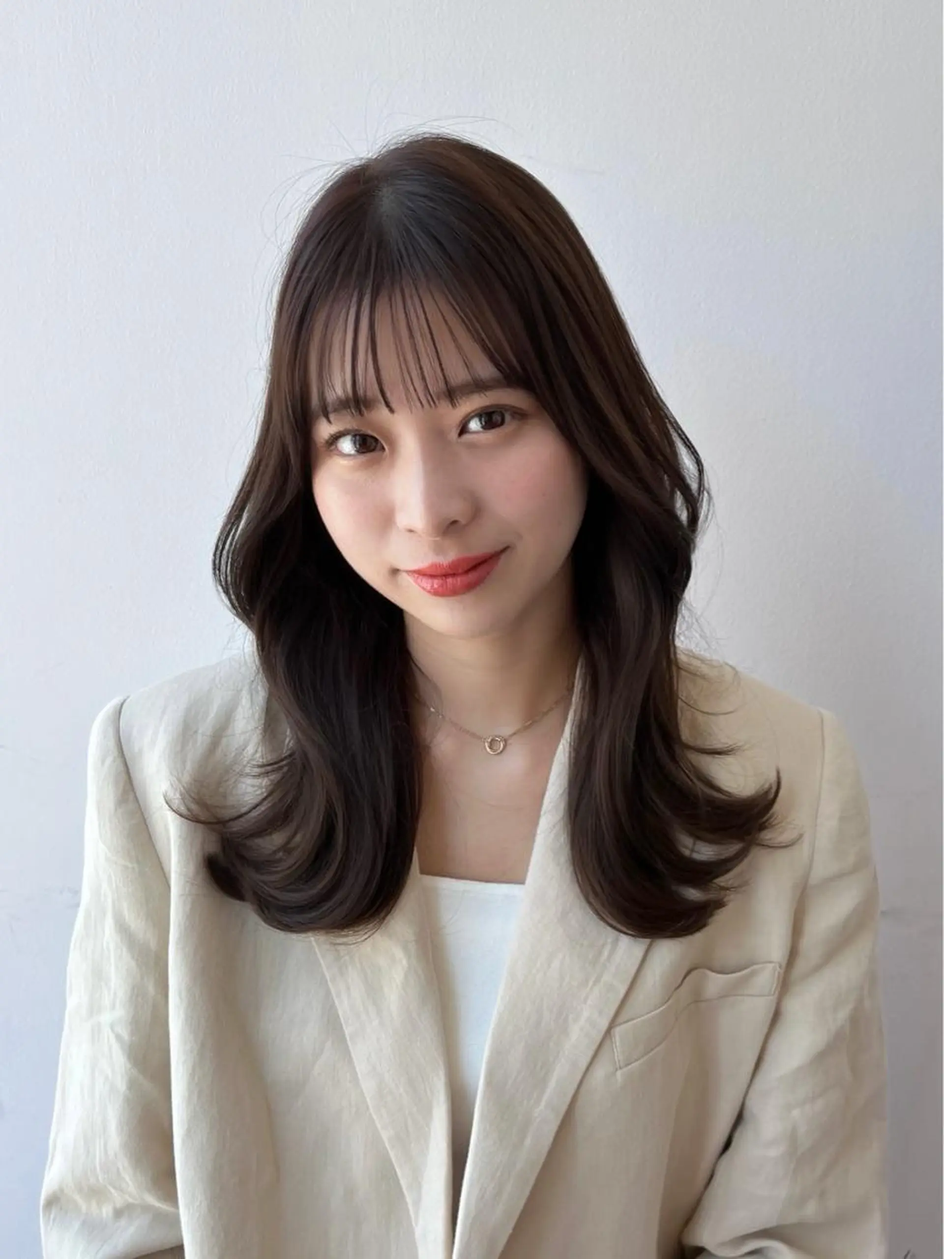 ロング カラー 佐藤 悠衣/透明感 カラー/似合わせ前髪のヘアスタイル