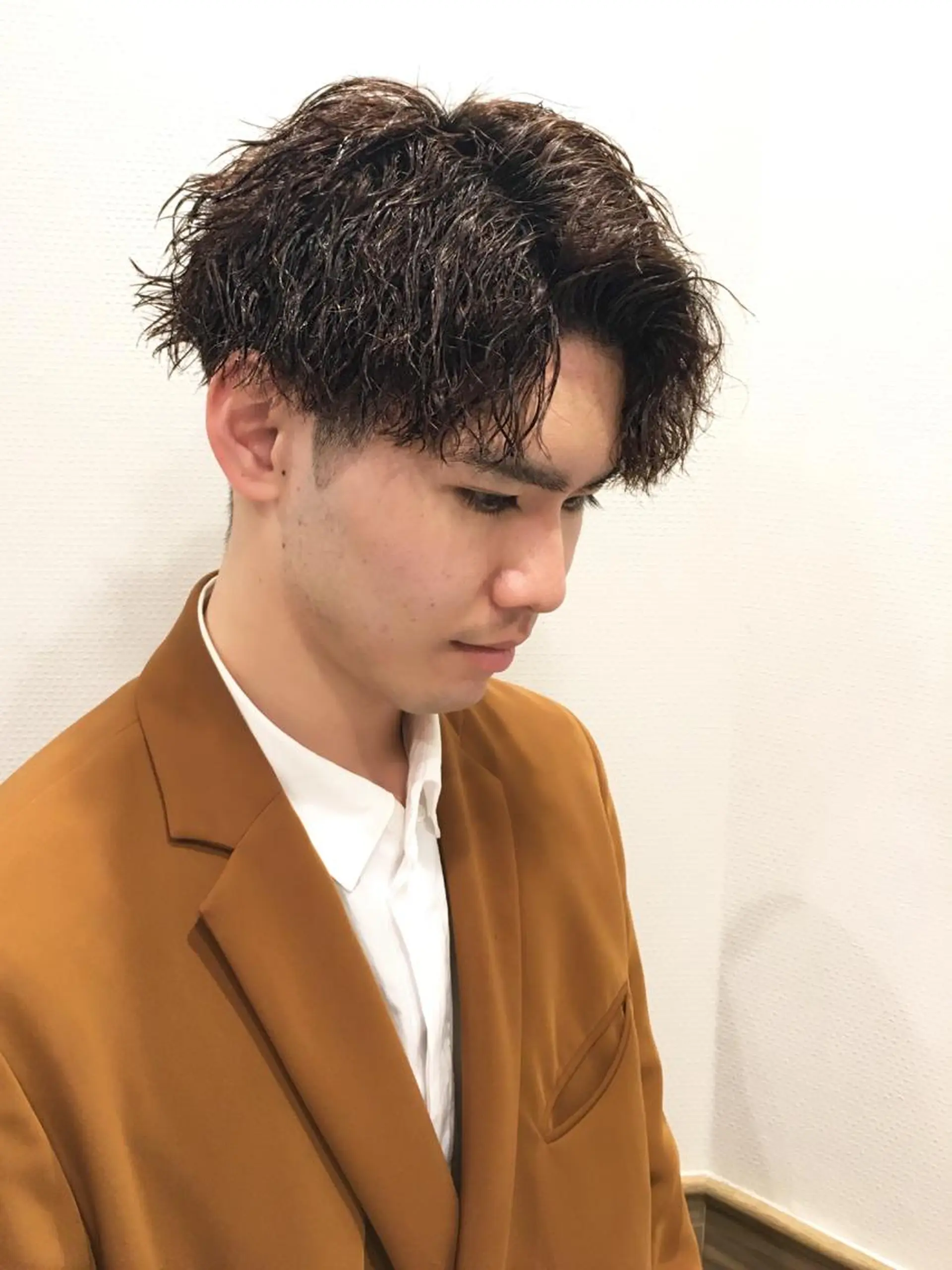 ミディアム ゼロスバーバーショップ所属・予約1000件超 ✨メンズパーマのヘアスタイル