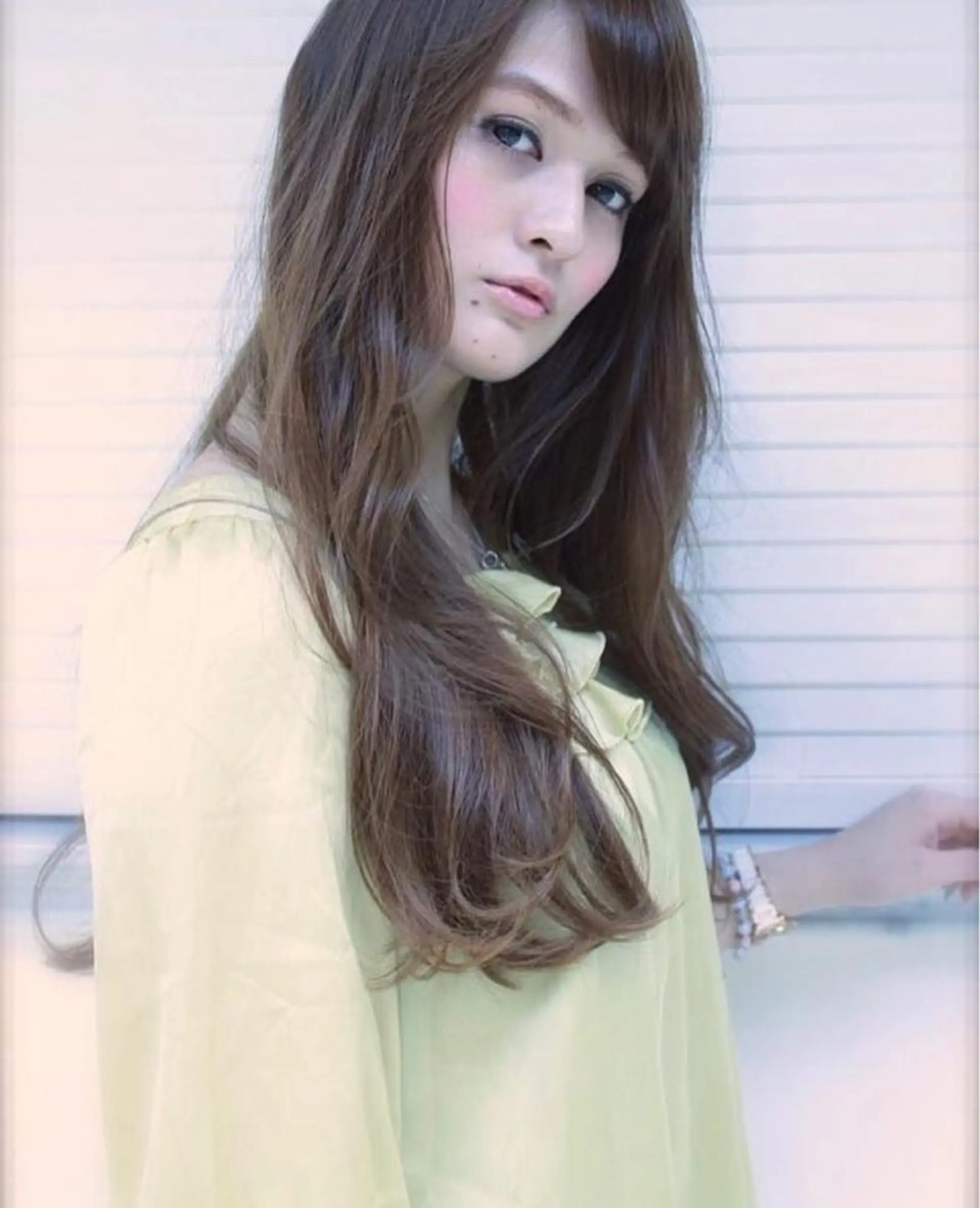 ロング カット 個室サロンAPiLA 🔶後藤ゆきのヘアスタイル