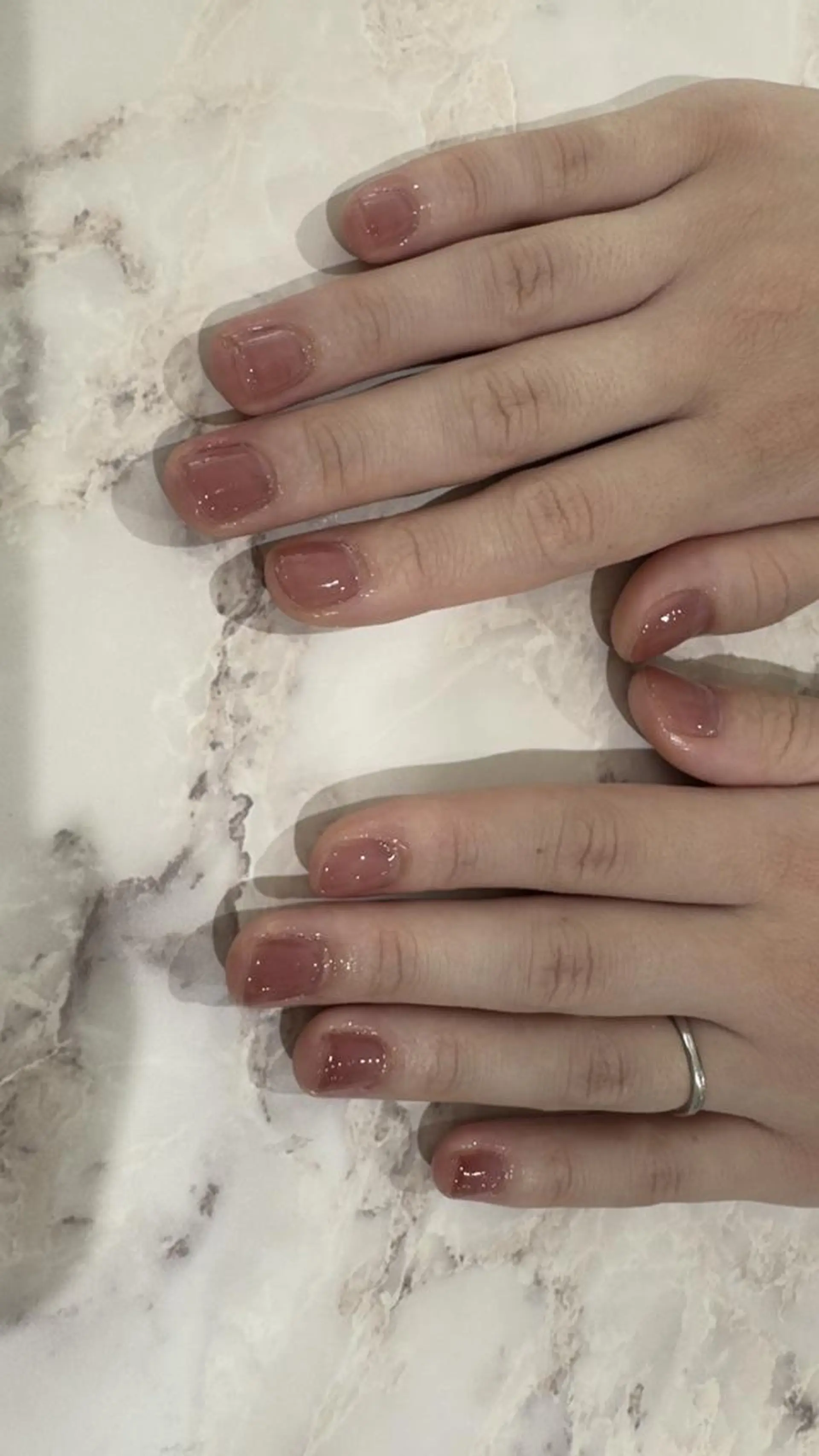 ネイル ワンカラーネイル 赤色 Nail Salon Lindaのネイルデザイン