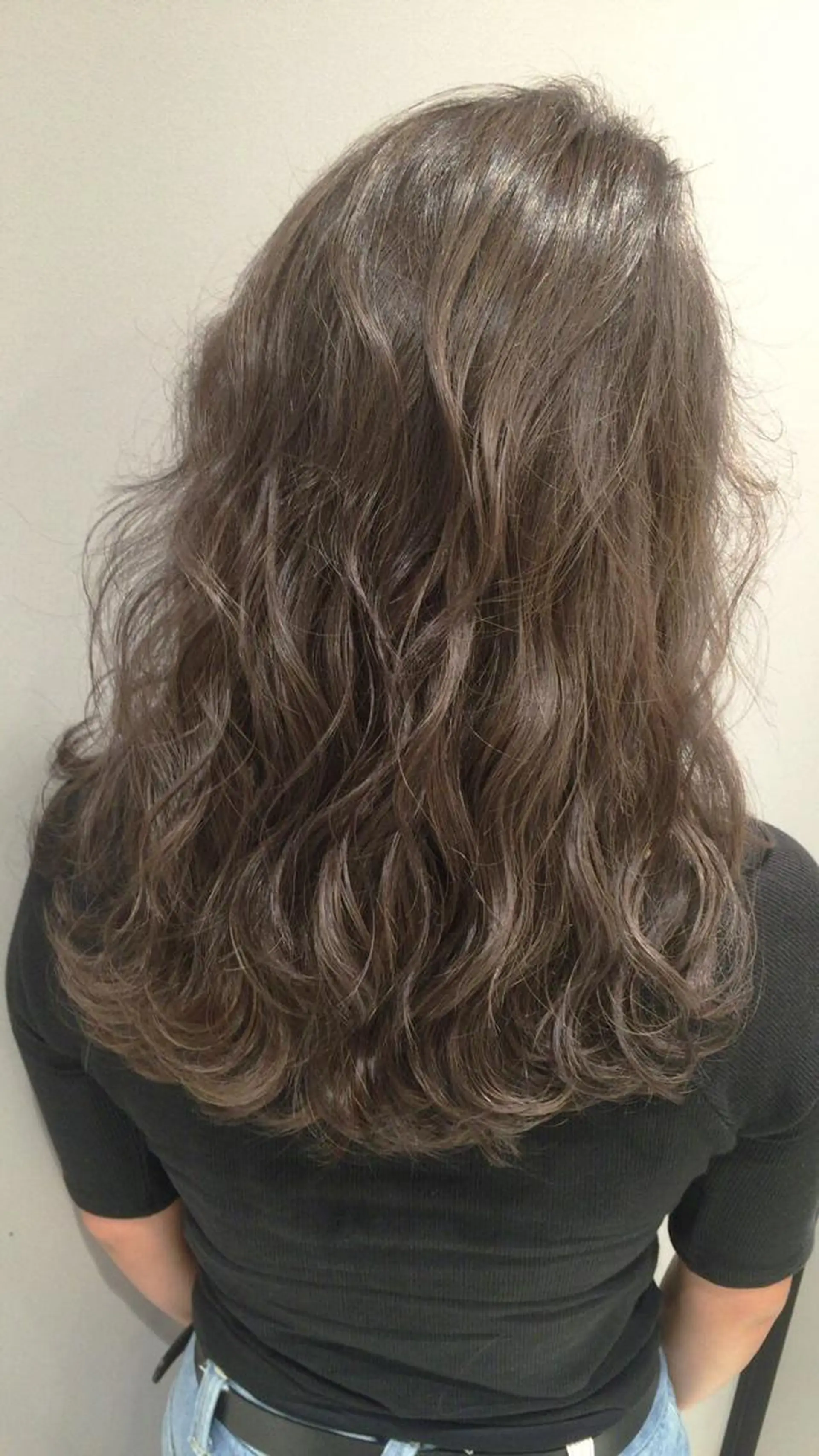 ミディアム カット ヘアカラー トリートメント MORE所属・MORE栄 野田航生のヘアスタイル