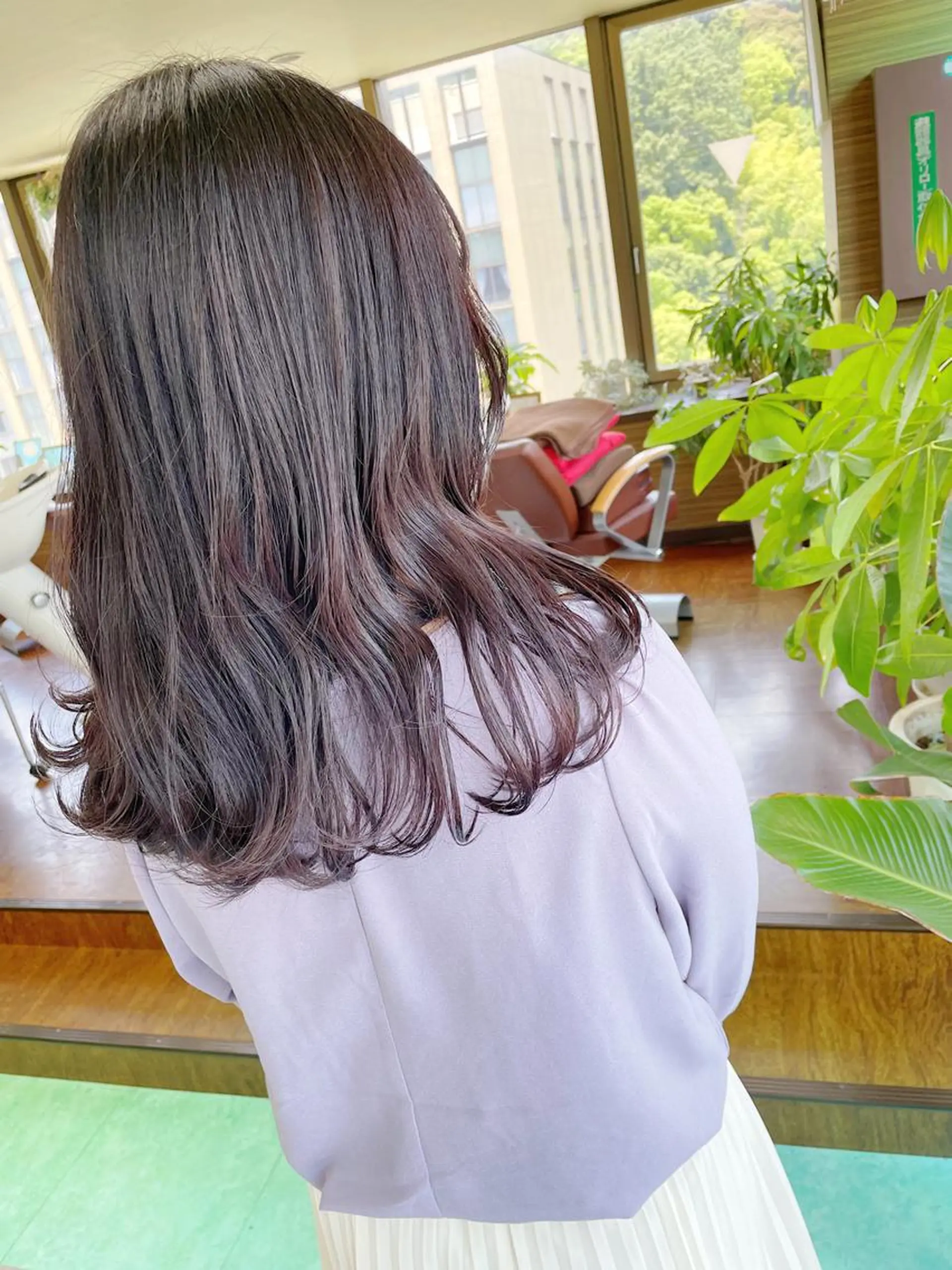 セミロング カラー ラベンダーカラー パープルカラー カット ヘアカラー 土居 正季のヘアスタイル