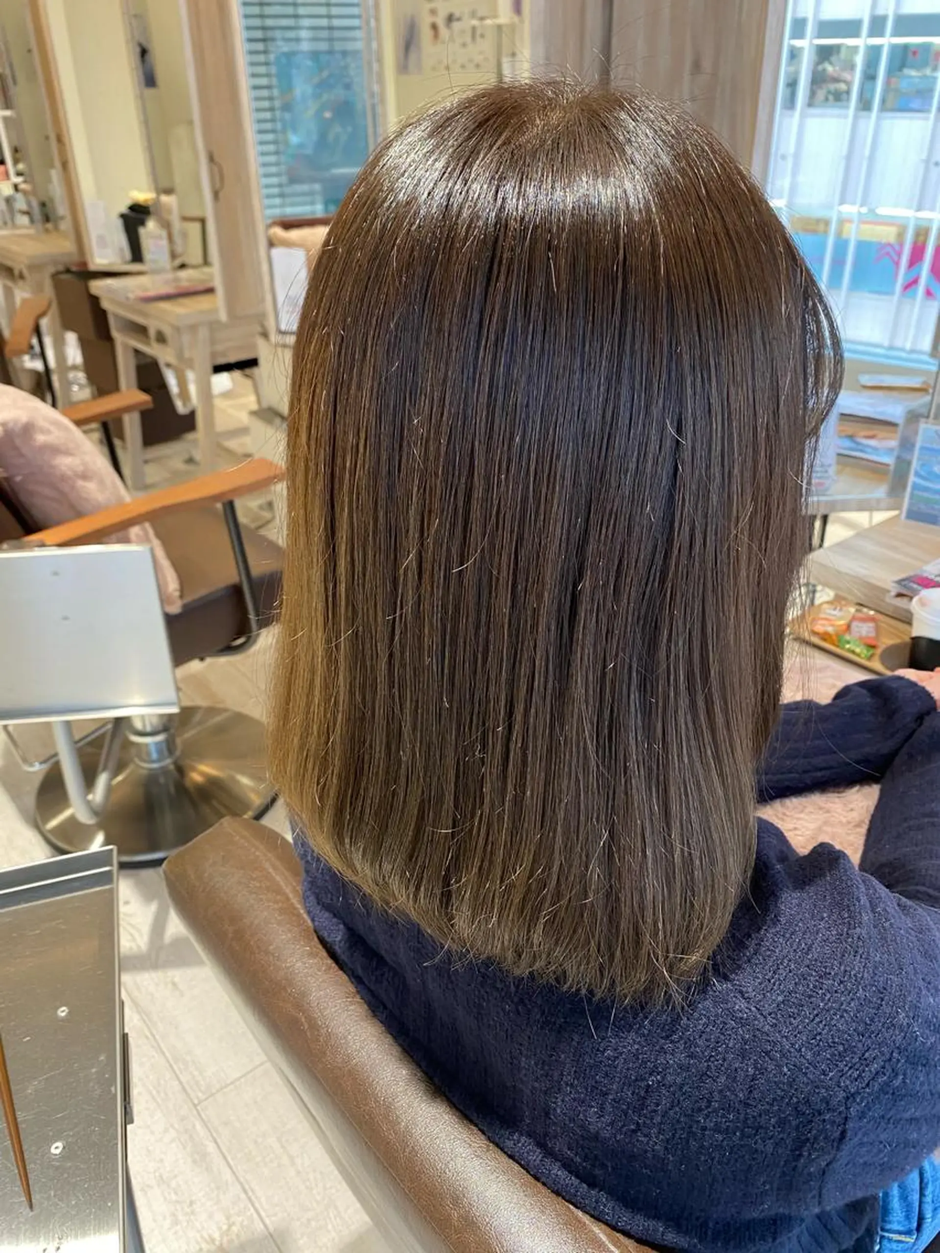 ミディアム カラー ベージュカラー オリーブベージュ SALOWIN調布店所属・ツヤ髪師 kichiのヘアスタイル